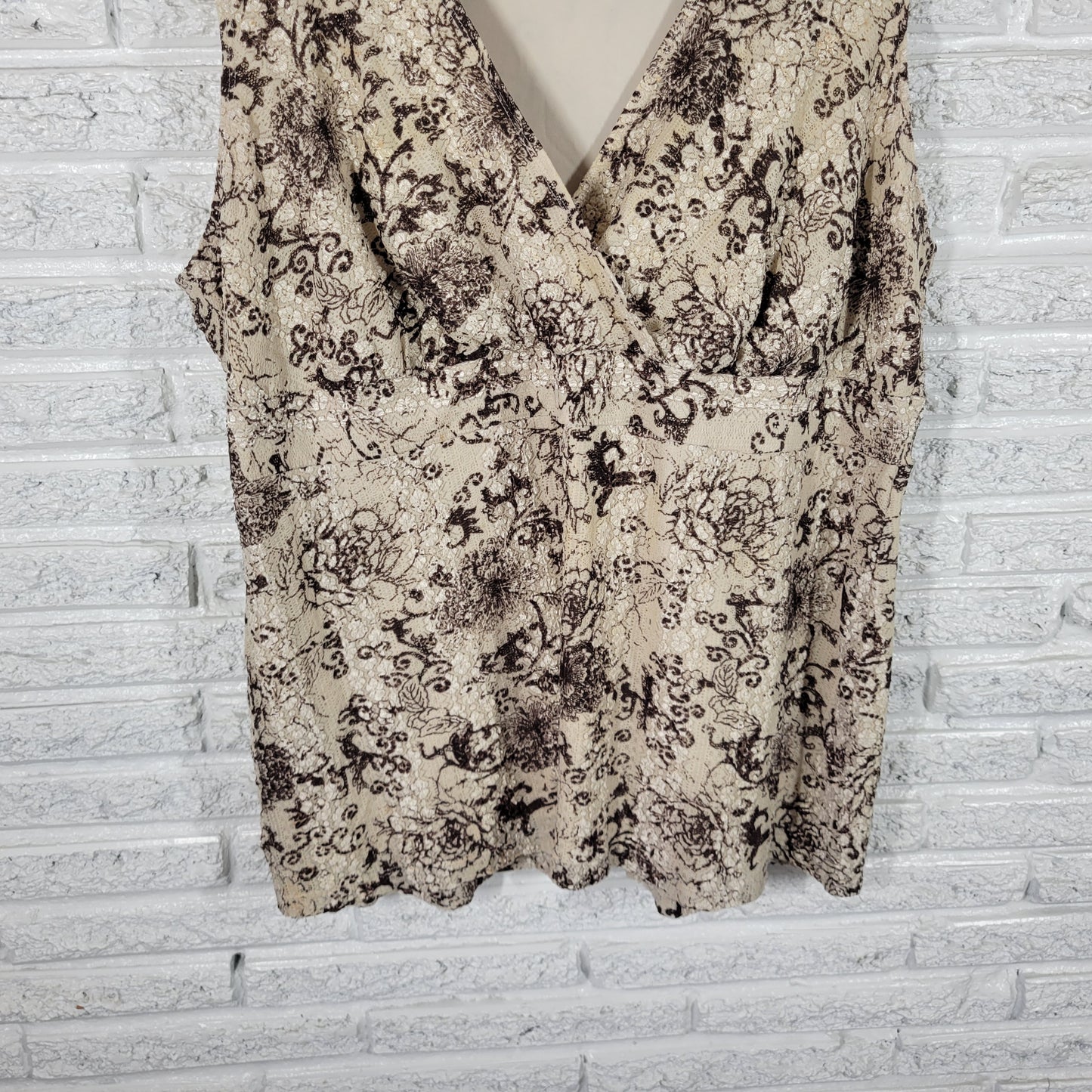 Lane Bryant 22/24 Beige Brown Floral Embroidered Mesh Tank Top V-Neck FLO150E
