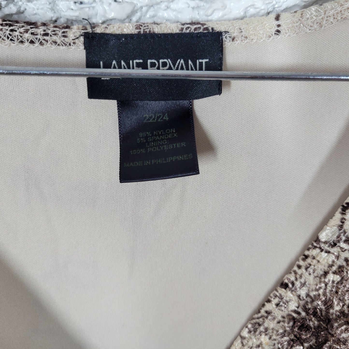 Lane Bryant 22/24 Beige Brown Floral Embroidered Mesh Tank Top V-Neck FLO150E