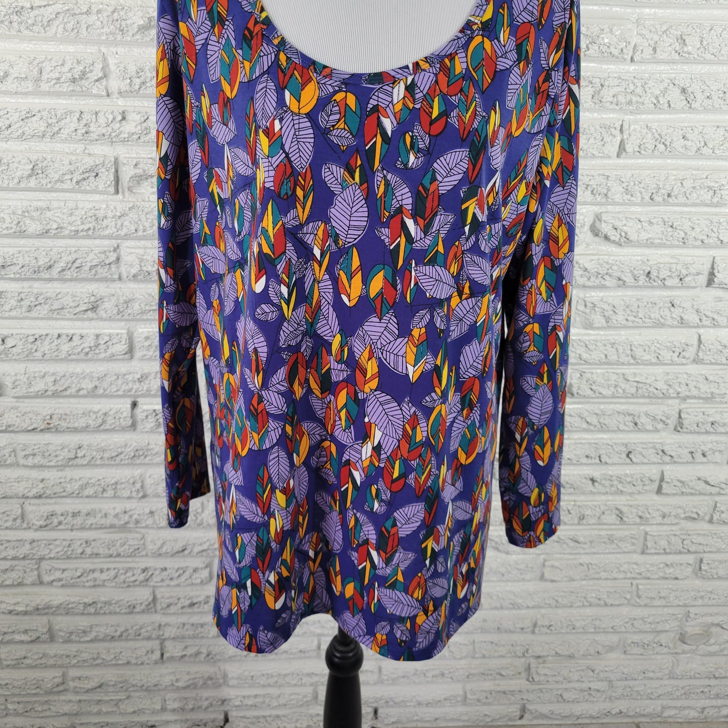 LuLaRoe 2XL Blue Feathers Asymmetric Tunic Top Long Sleeve Stretch Plus A25E