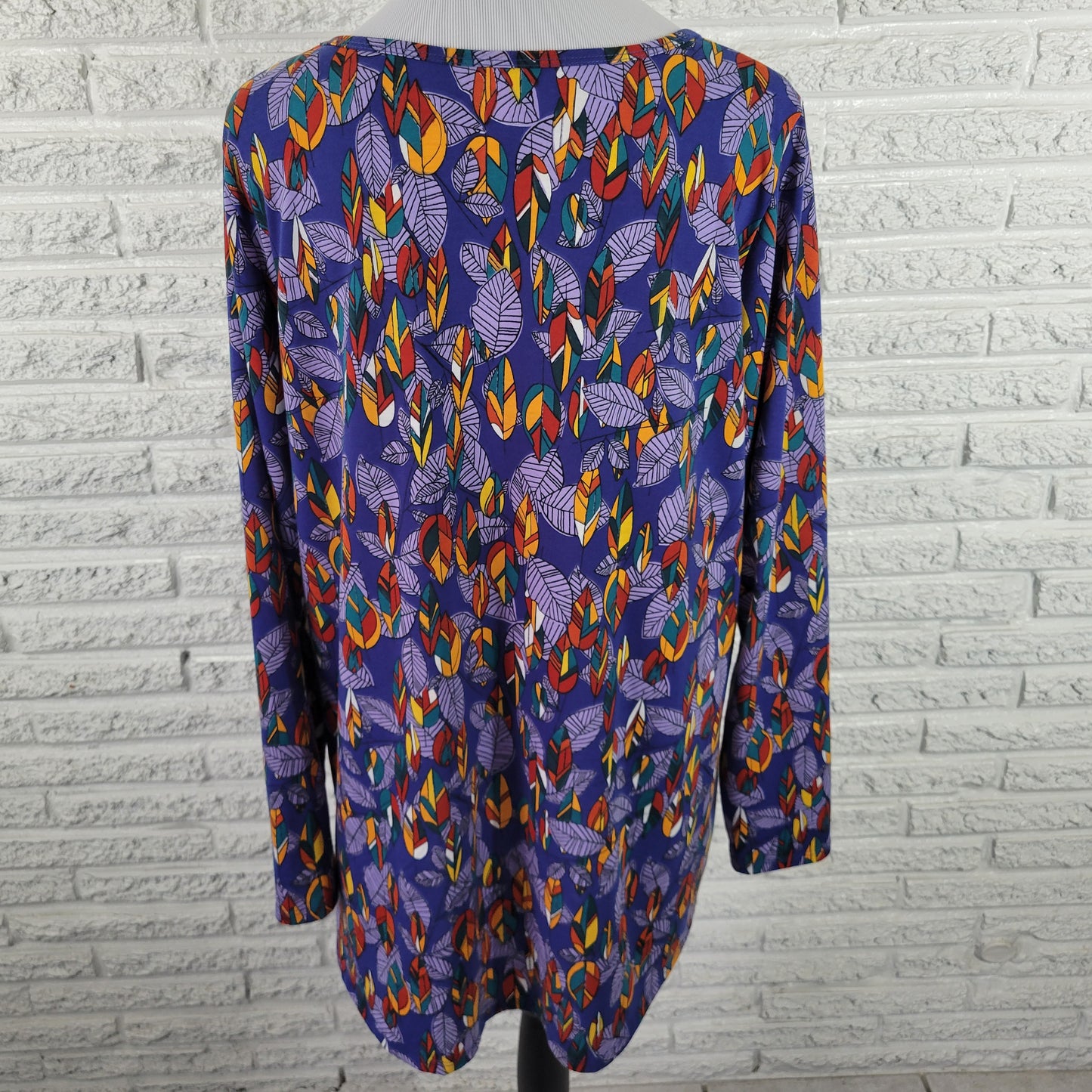 LuLaRoe 2XL Blue Feathers Asymmetric Tunic Top Long Sleeve Stretch Plus A25E