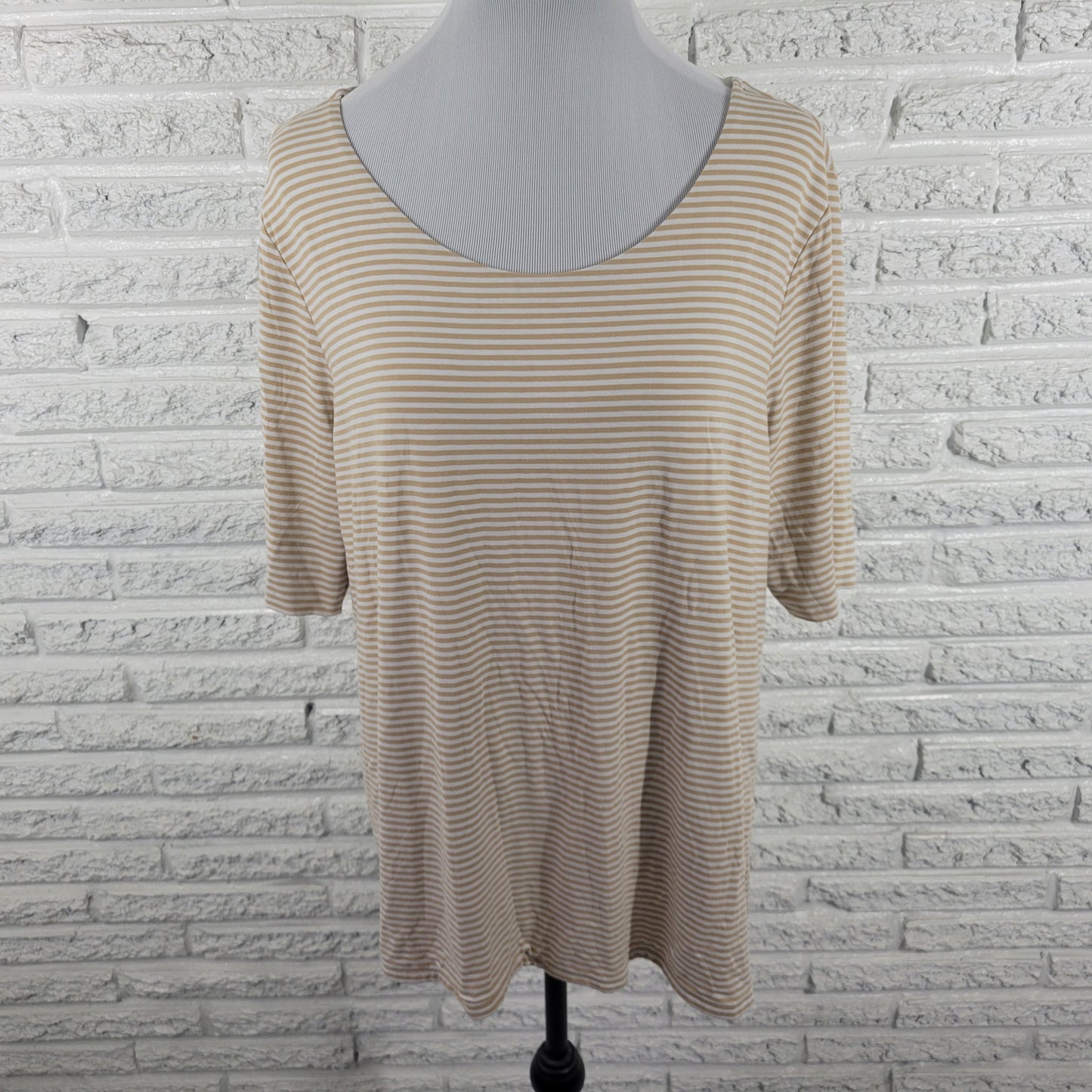 Chicos XL Beige White Striped Tee Short Sleeve Round Neck Stretch STR79XE