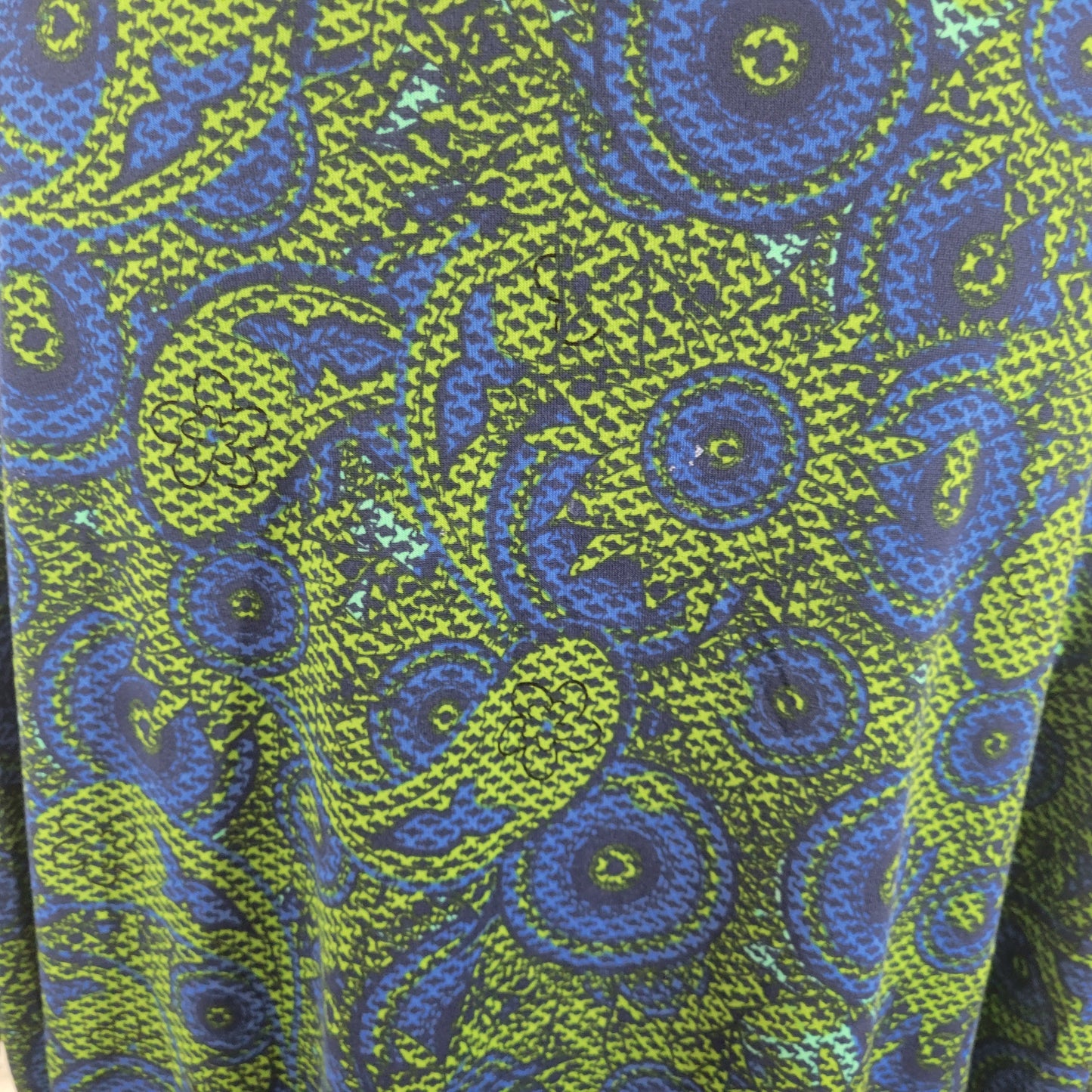 LuLaRoe XL Tunic Top Blue Green Geometric Short Sleeve Crew Neck Stretch GEO130E