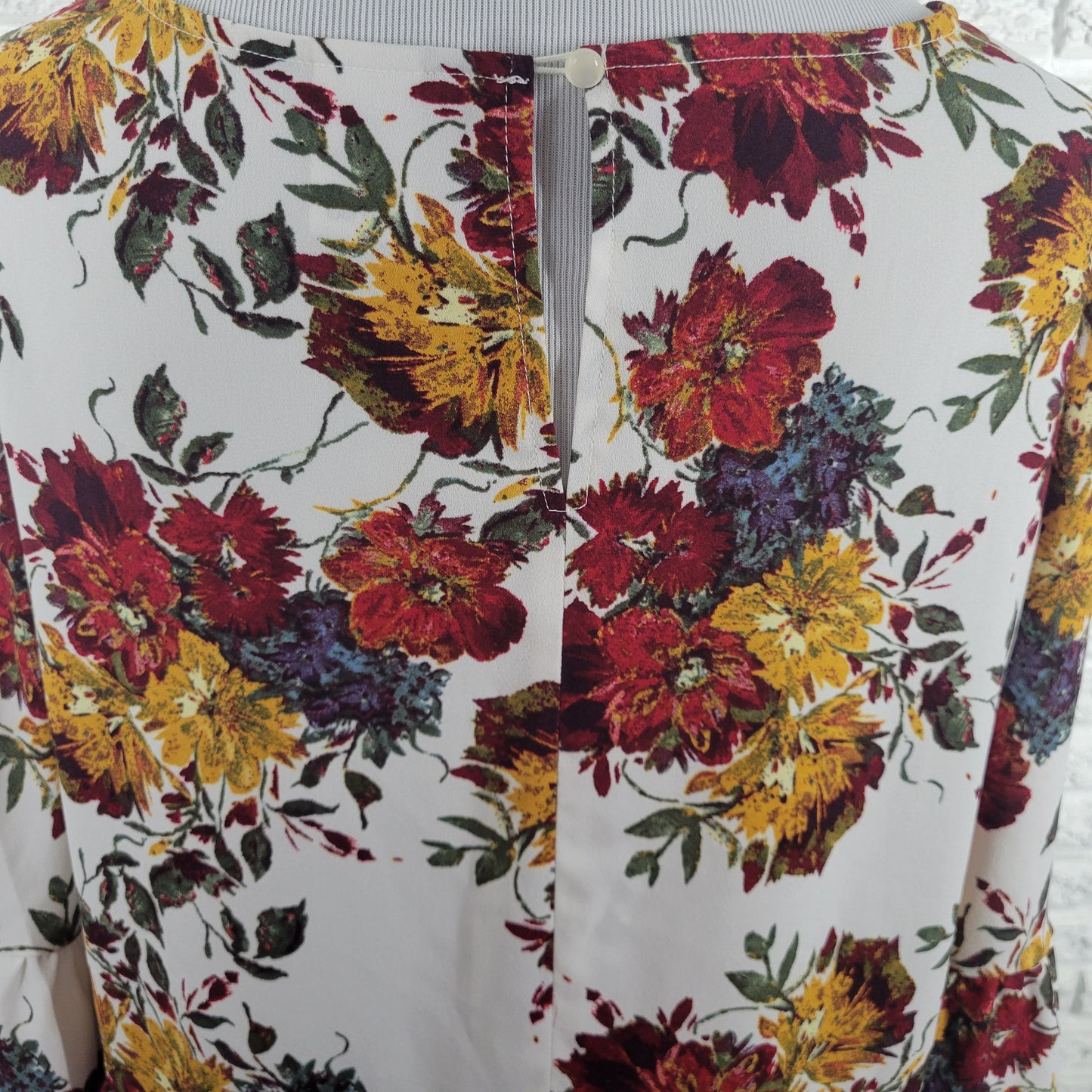 Time & Tru XXL Top Red Gold Floral Bell Sleeve Blouse Back Keyhole Plus FLO239XE