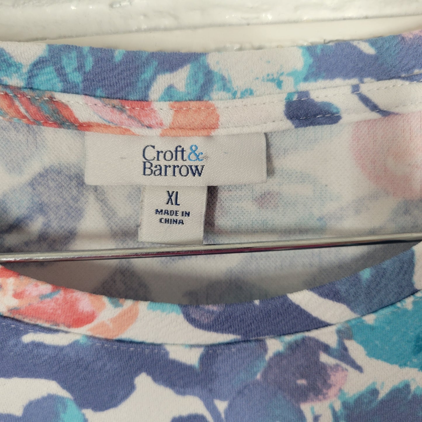Croft & Barrow XL Tank Top Blue Pink Floral Sleeveless Crew Neck Stretch FLO136E