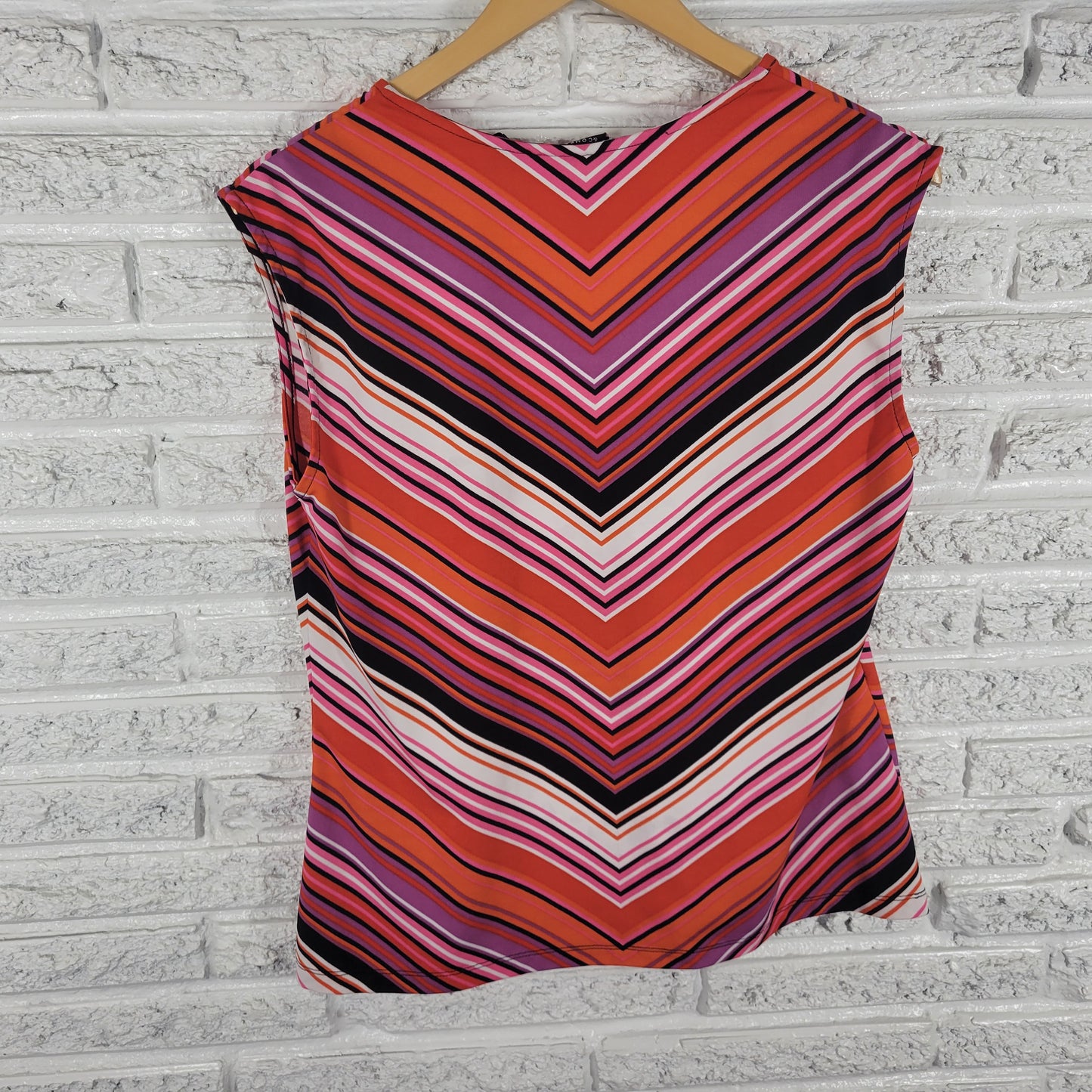 New York & Co XL Top Geometric Stripe Sleeveless V-Neck Stretch Blouse GEO42E