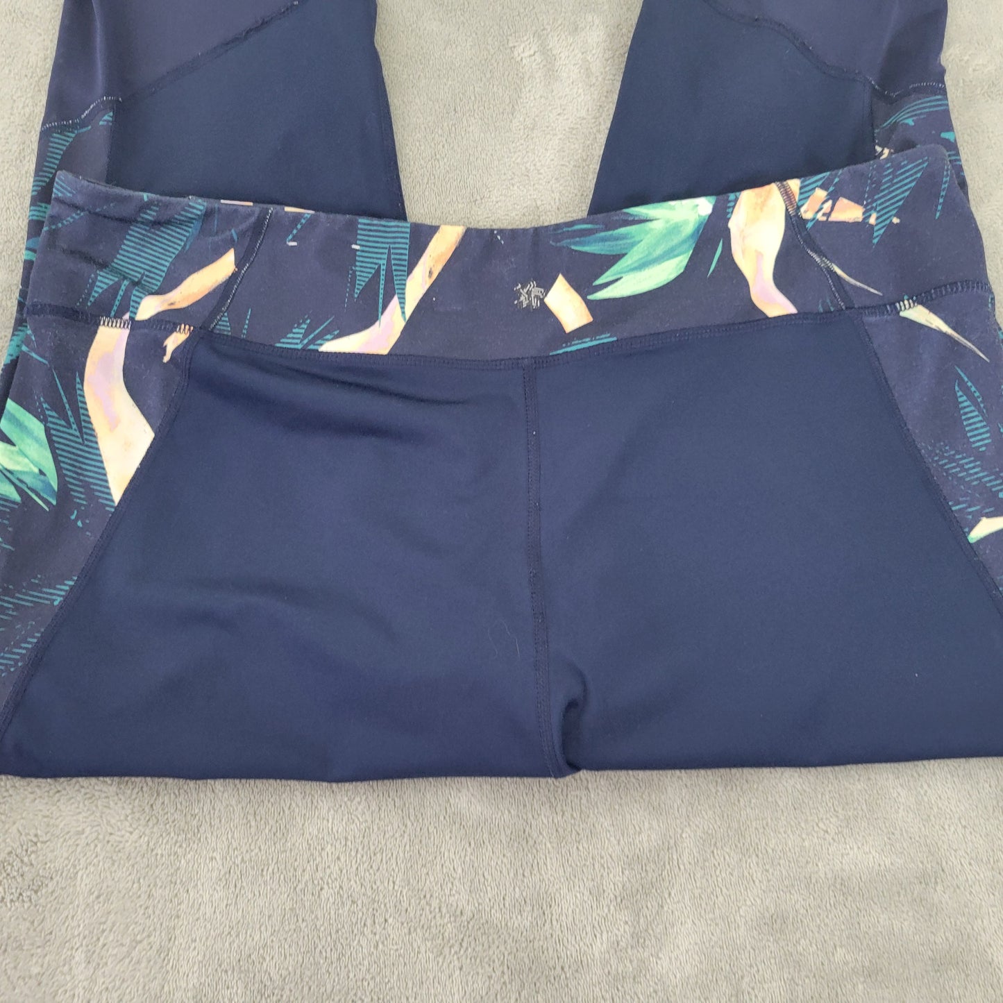 Tek Gear 1X Blue Floral DryTek Leggings Mesh Hem Elastic Waist Stretch FLO141XE