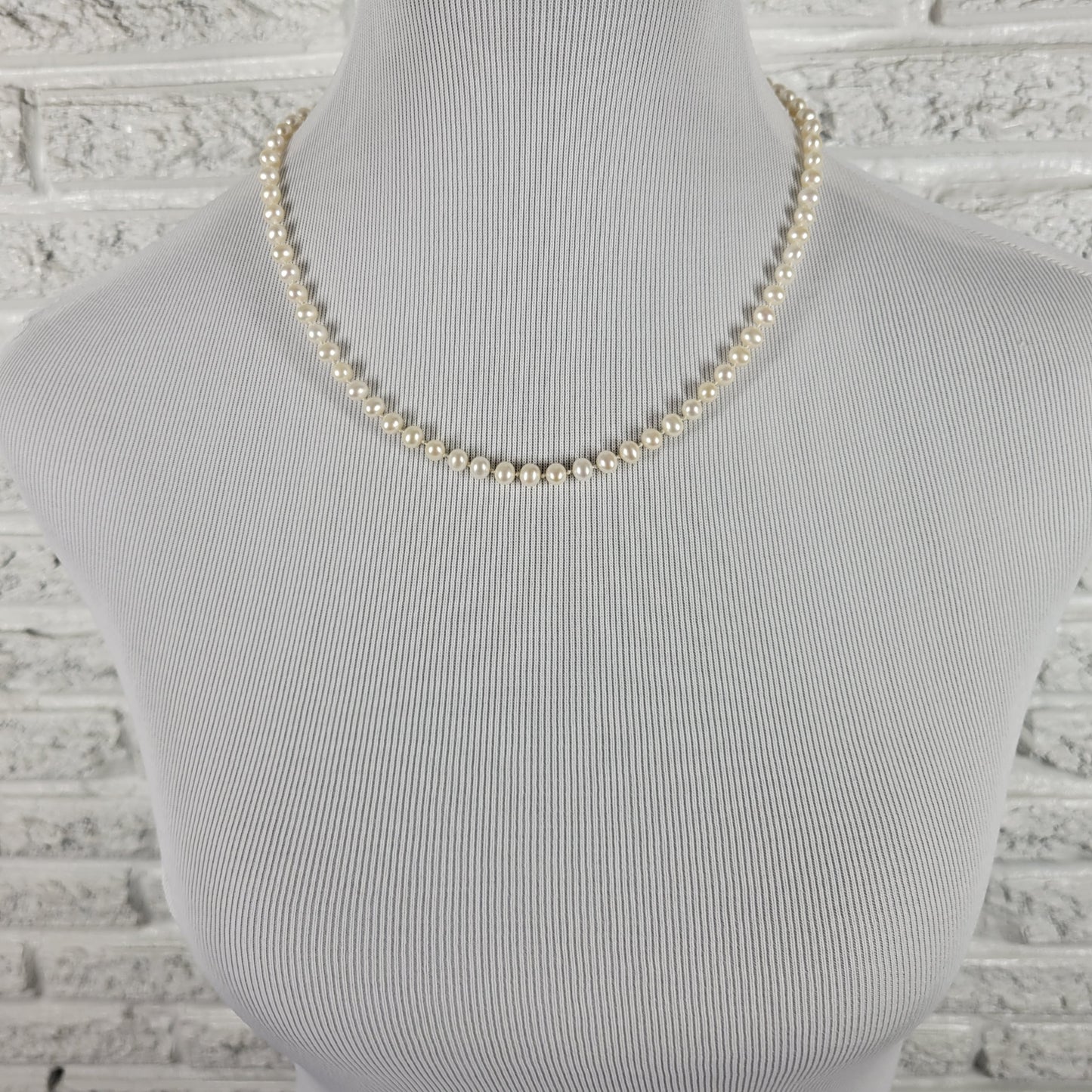 Vintage Gold Tone Filigree Clasp Faux Pearl Necklace 19" Knotted Classic N16E