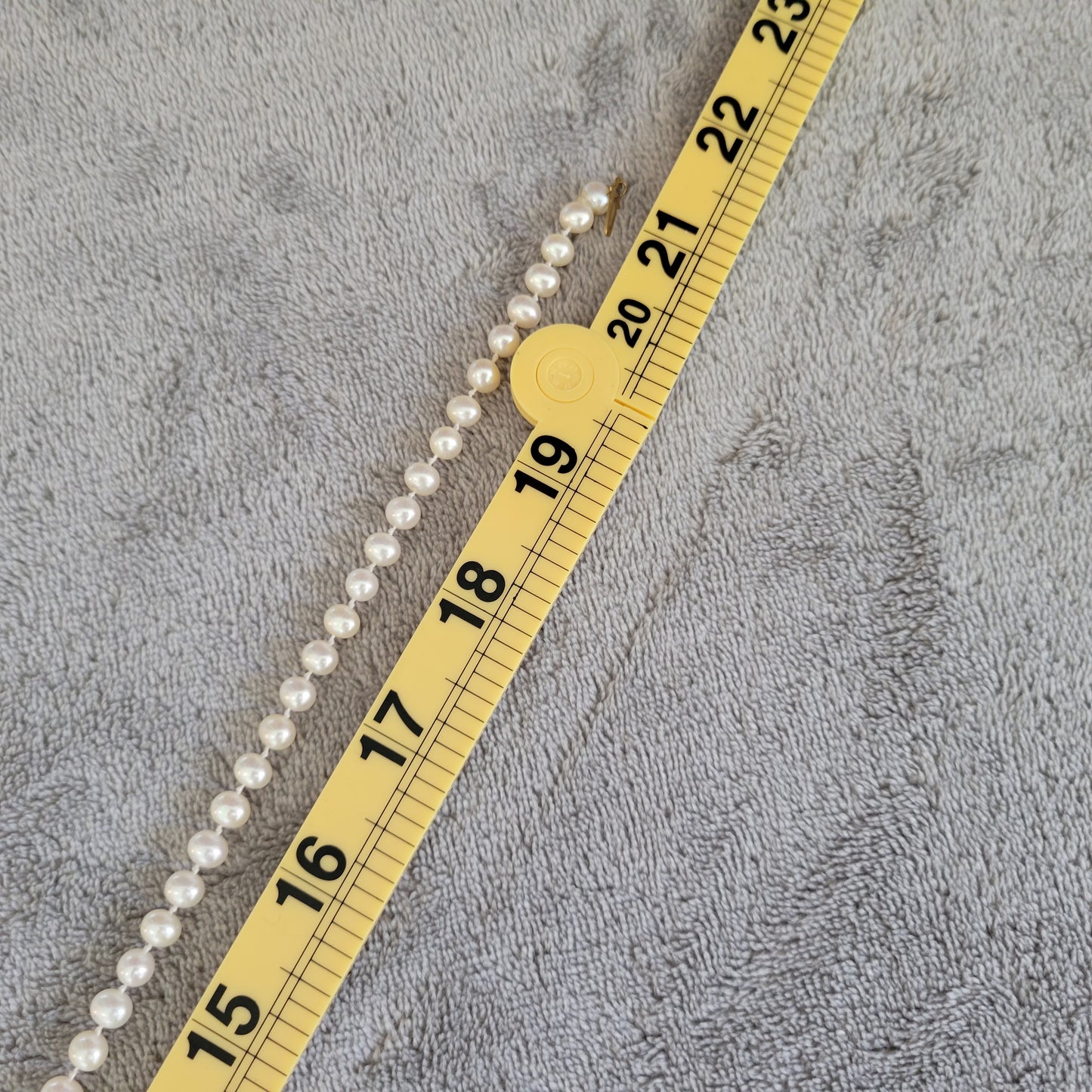 Vintage Gold Tone Filigree Clasp Faux Pearl Necklace 19" Knotted Classic N16E