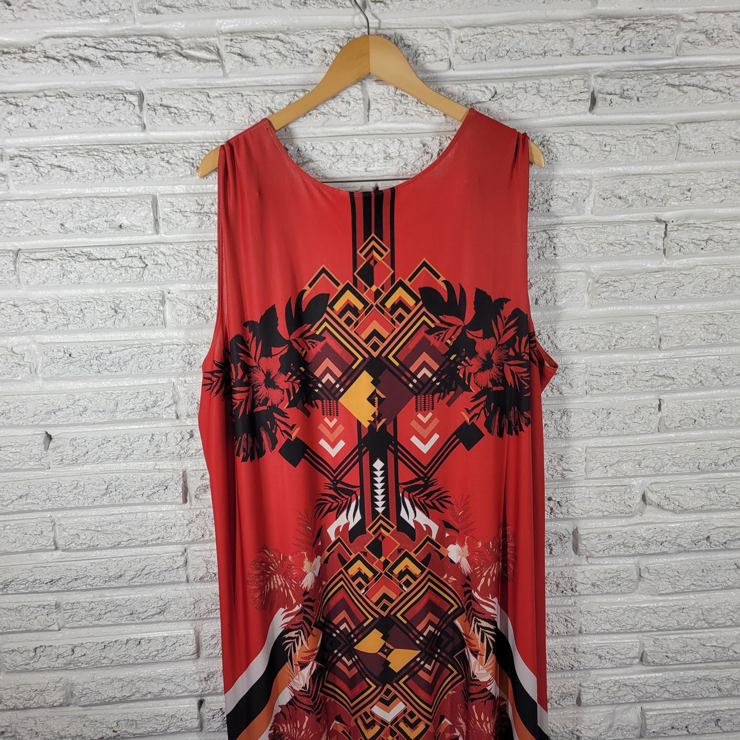 Denim 24/7 Women 1X Dress Red Orange Geometric Sleeveless Midi Stretch GEO257E