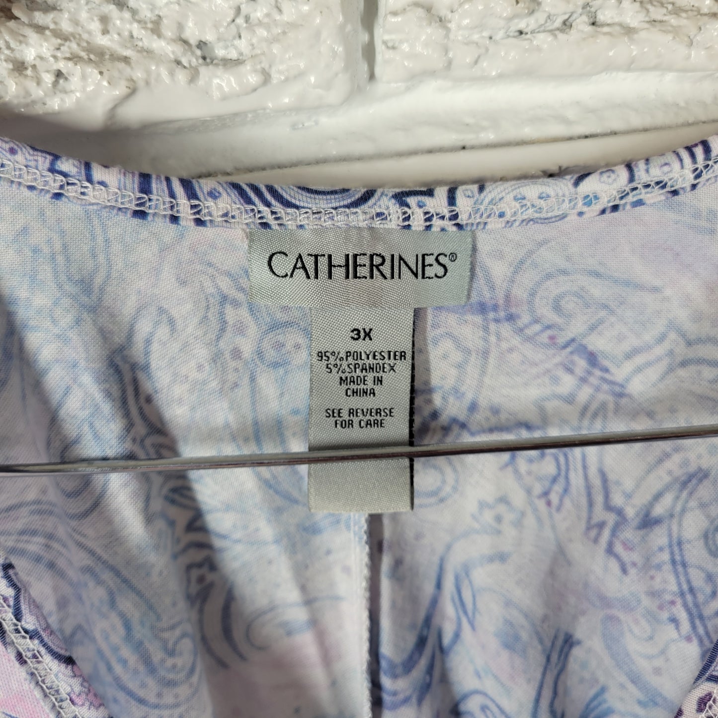 Catherines Women 3X Tunic Top Purple Blue Paisley Short Sleeve Stretch PAI54E