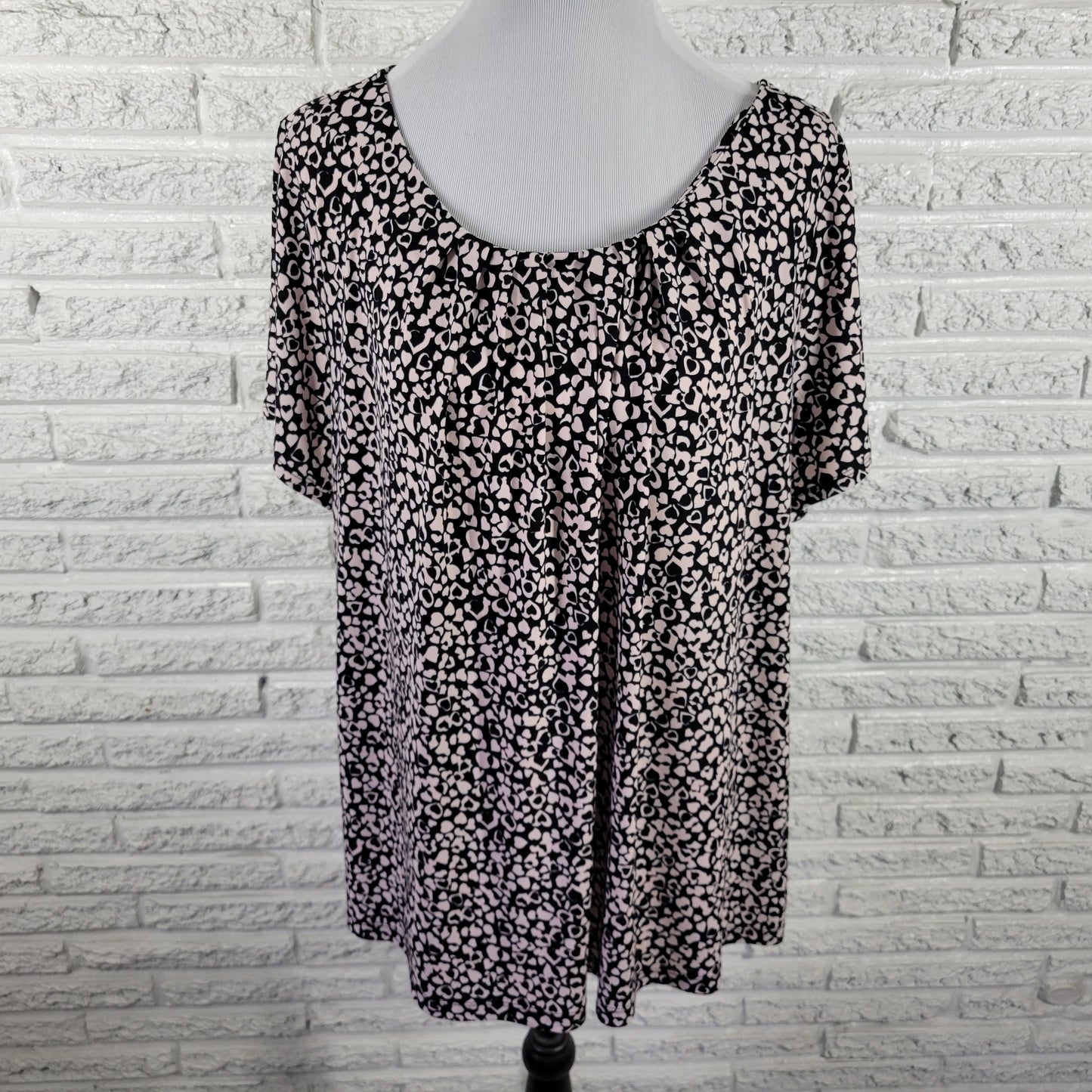 Liz Claiborne Women's Plus Size 2X Top Black Geometric Pleated Blouse GEO203E