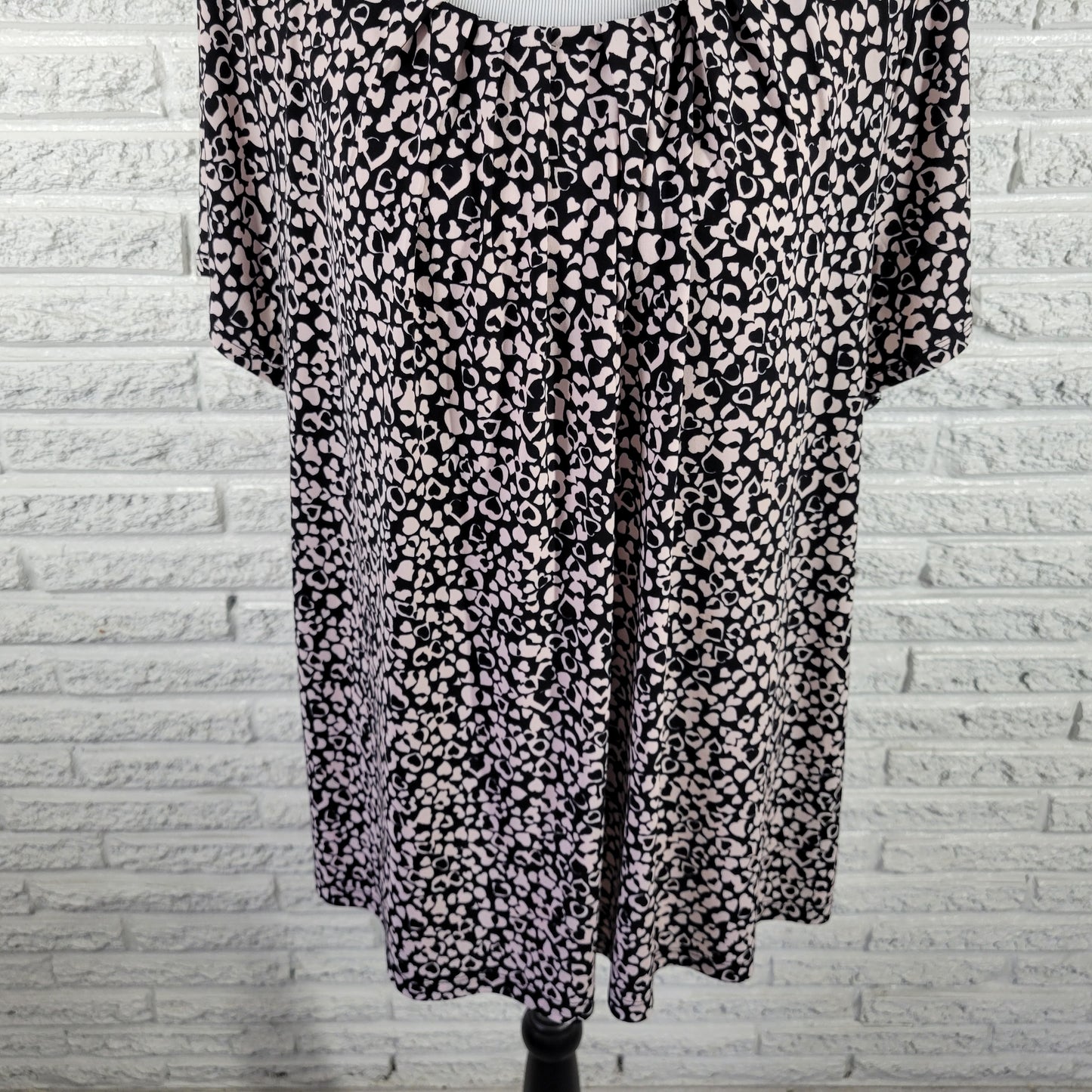 Liz Claiborne Women's Plus Size 2X Top Black Geometric Pleated Blouse GEO203E