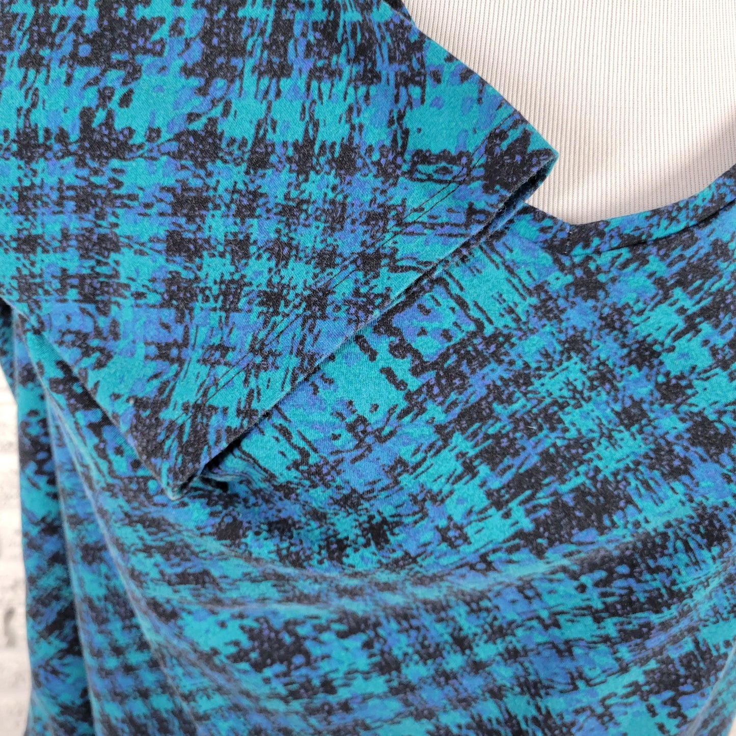 Catherines Suprema Women's Plus Size 2X Top Blue Geometric 3/4 Sleeve GEO197E
