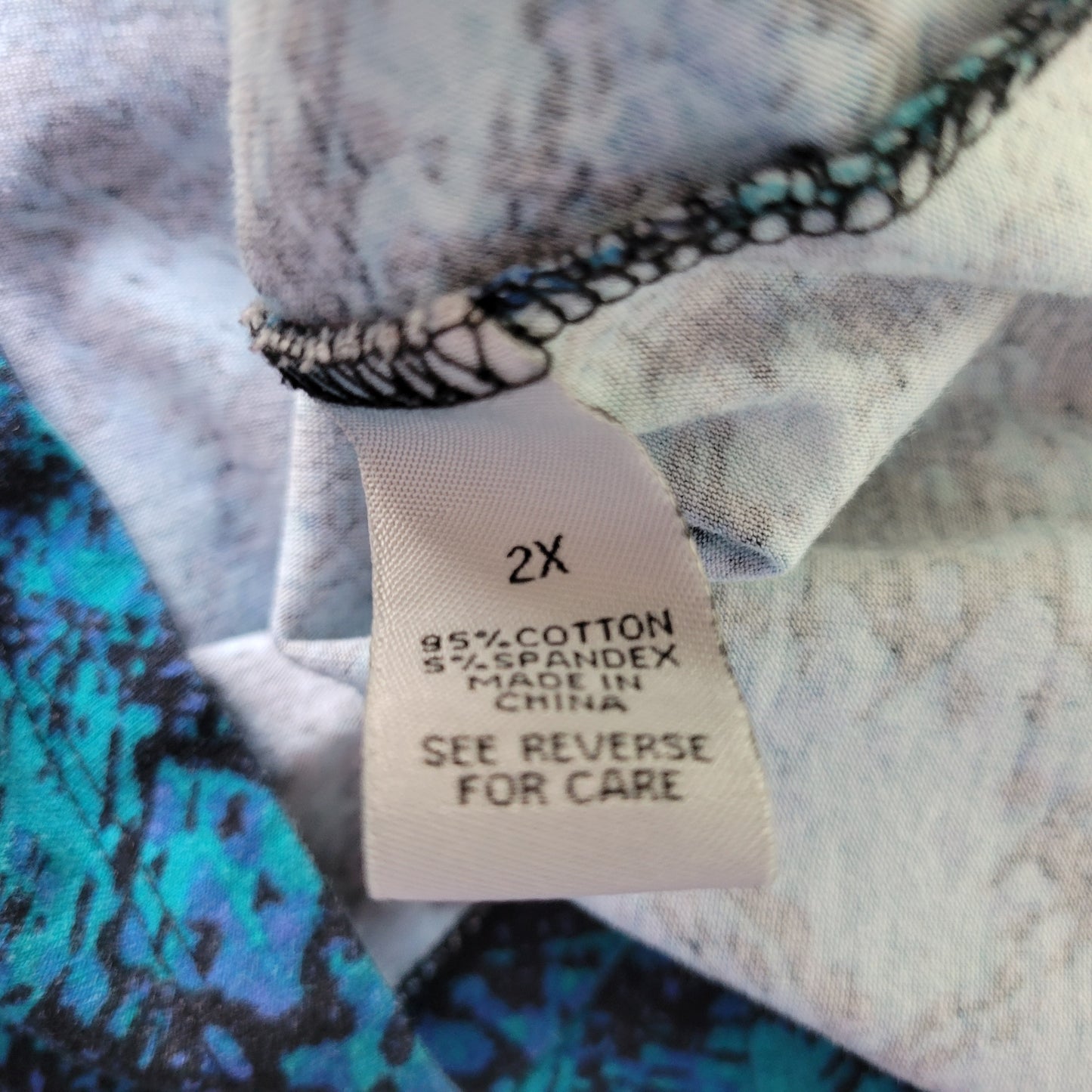 Catherines Suprema Women's Plus Size 2X Top Blue Geometric 3/4 Sleeve GEO197E