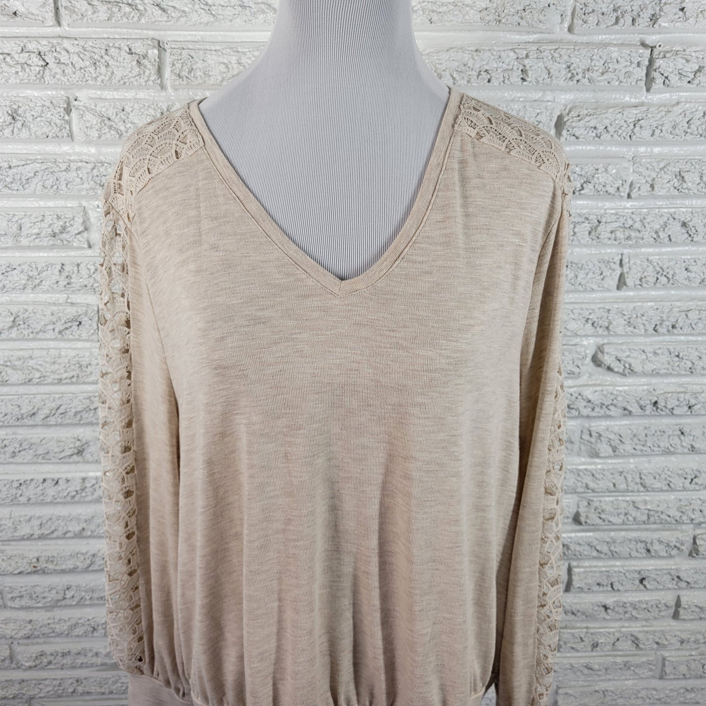 JM Collection Women XL Beige Knit Top V-Neck Crochet Long Sleeve Blouse A27E