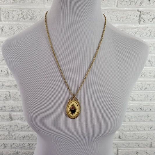 Vintage Gold Tone Floral Rose Cameo Pendant Necklace 24" Chain Retro N14E