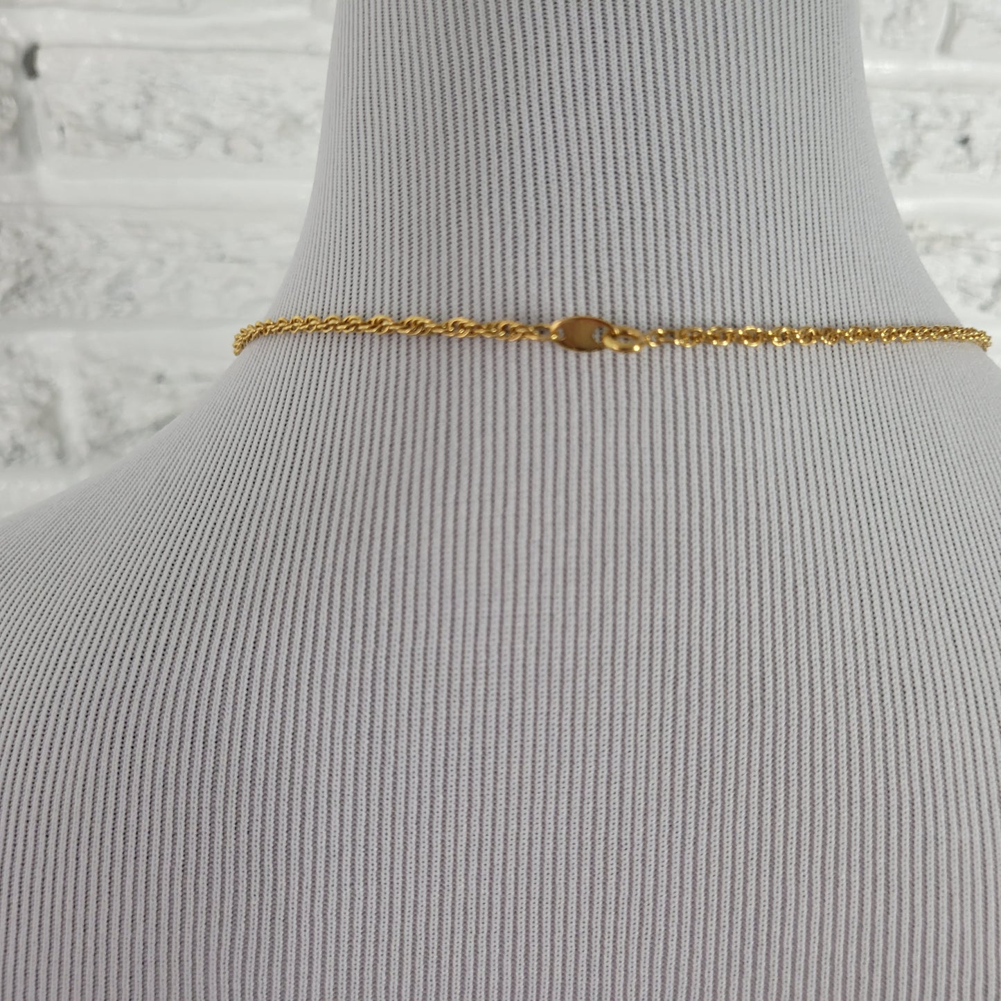 Vintage Gold Tone Initial W Heart Pendant Necklace 24" Rope Chain Jewelry N20E
