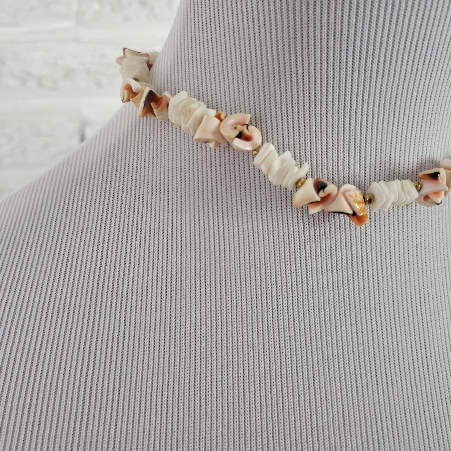 Vintage Shell Heishi & Puka Bead Choker Necklace 16" Nautical Beach N11E
