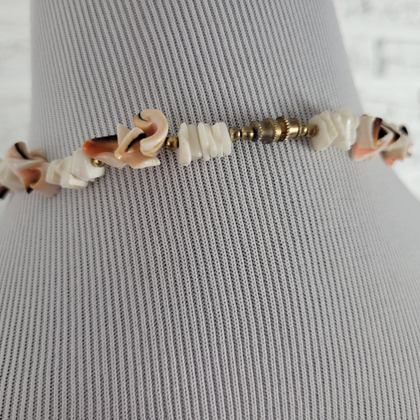 Vintage Shell Heishi & Puka Bead Choker Necklace 16" Nautical Beach N11E