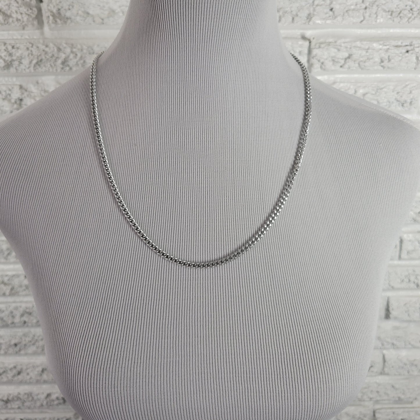 Vintage Sarah Coventry Silver Tone Curb Link Chain Necklace 24" Minimalist N13E