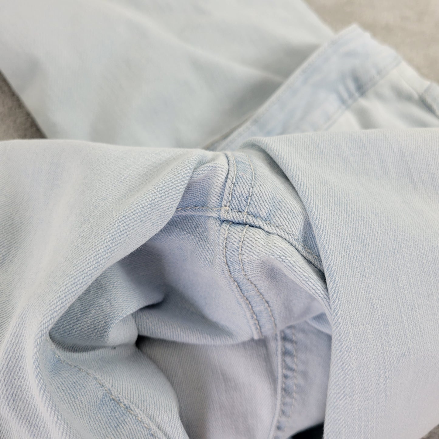 Style & Co 18 Light Blue Crop Flare Jeans Raw Hem Button Fly Stretch BOO9E