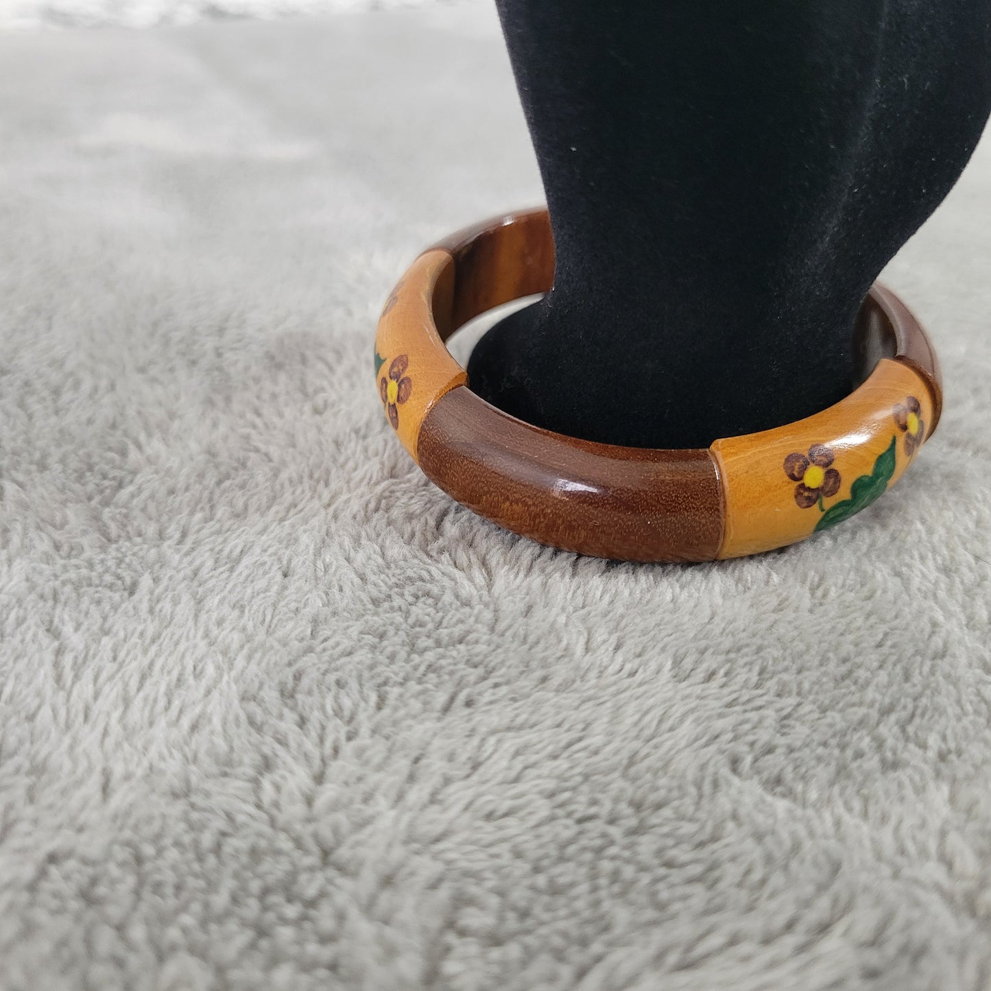 Vintage Wood Bangle Bracelet Hand Painted Floral Boho Stretch Multi-Tone B8E