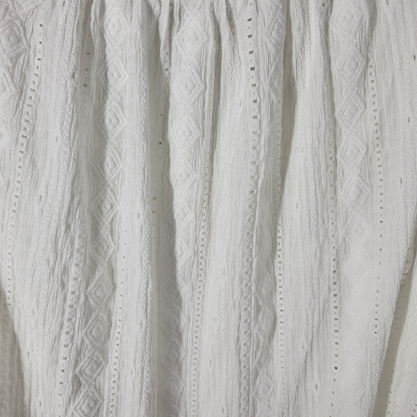 Cato Est 1946 Peasant Top 22W 24W White Geometric Eyelet Pleated WHI40E