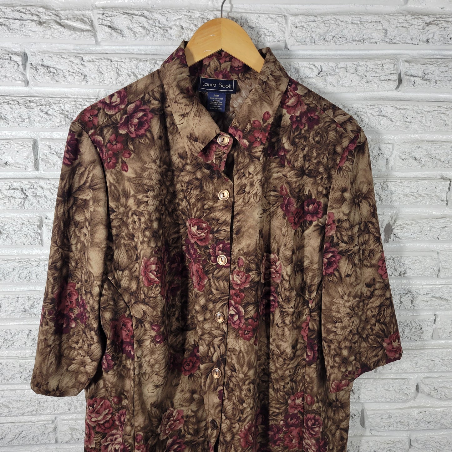 Laura Scott Women's Top 20W Brown Purple Floral Button Up Short Sleeve FLO84E