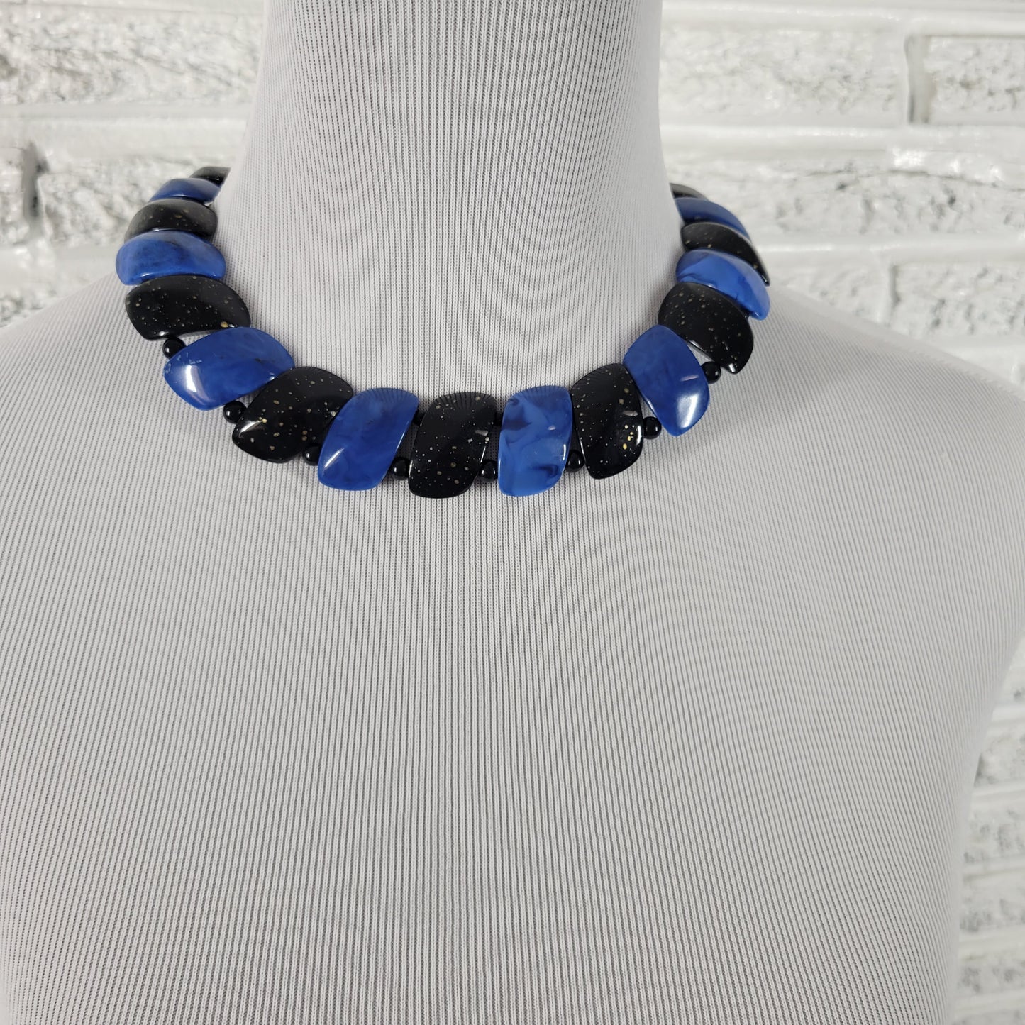 Chunky Blue Black Statement Necklace Marbled Gold Fleck 18" Choker N23E