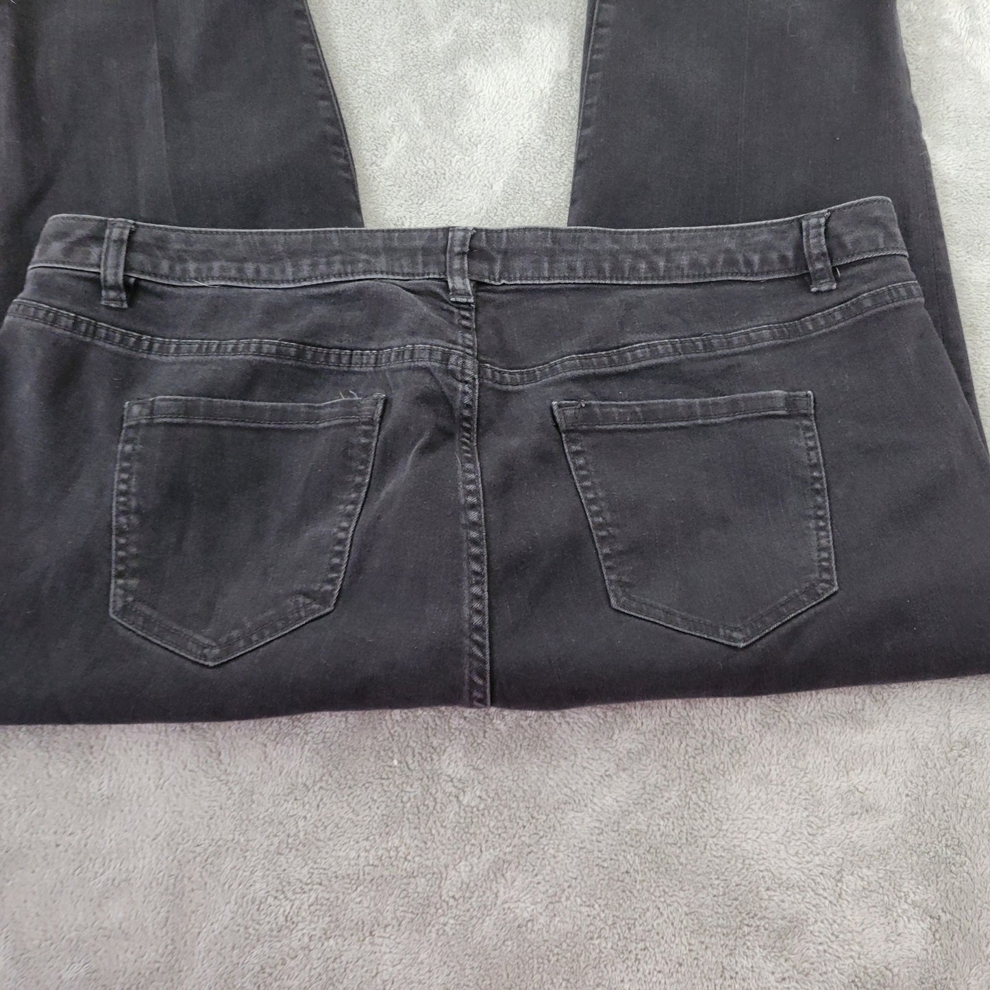 Lane Bryant Genius Fit Capri Jeans Size 20 Black Denim Stretch 5-Pocket CAP55E