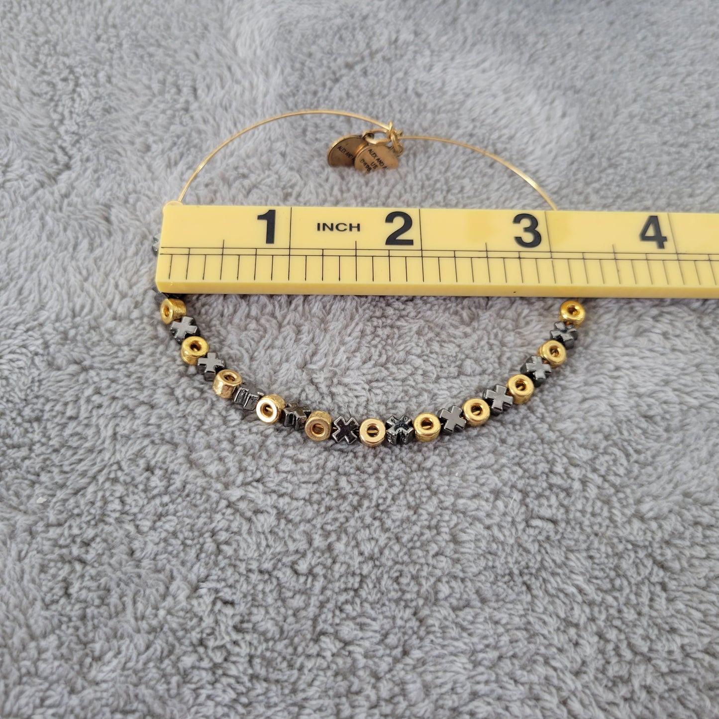 Alex and Ani XOXO Hugs and Kisses Bangle Bracelet Gold Silver Tone Two Tone B6E