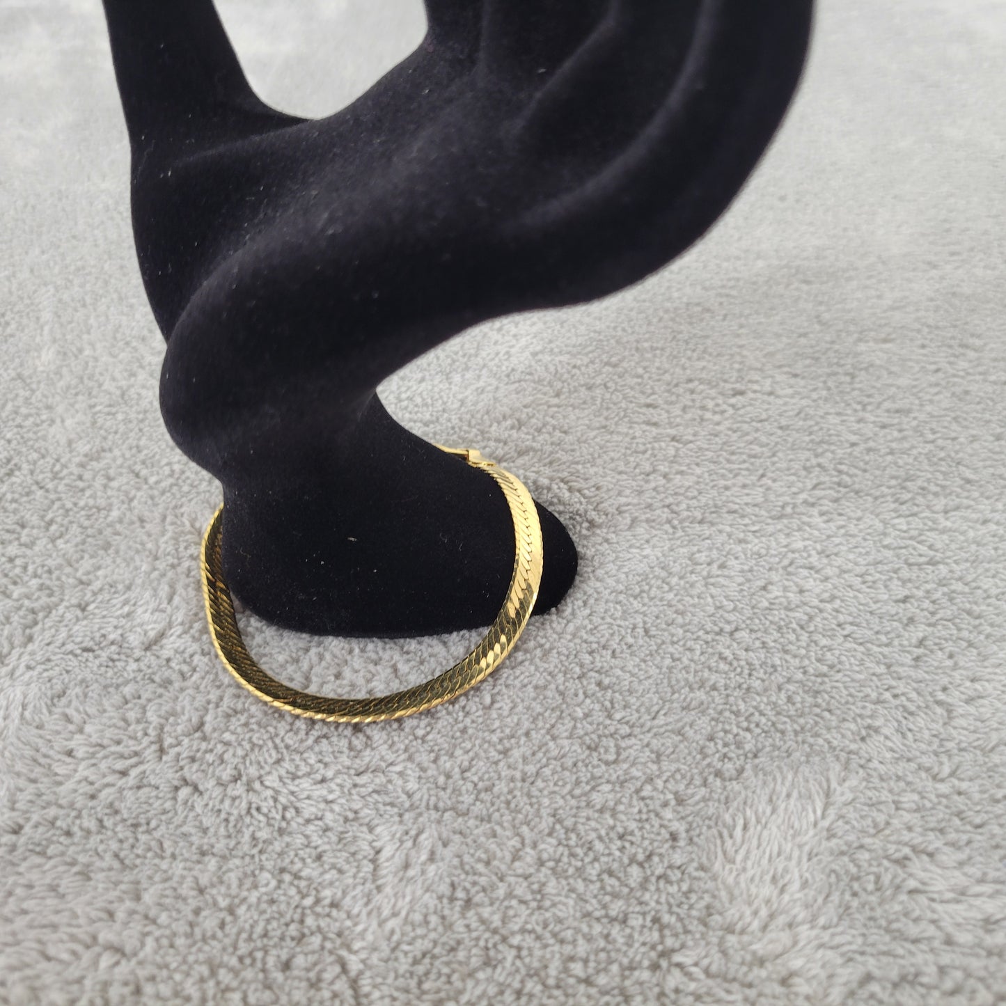Gold Tone Herringbone Flat Snake Chain Bracelet 7.5" Lobster Clasp Elegant B7E
