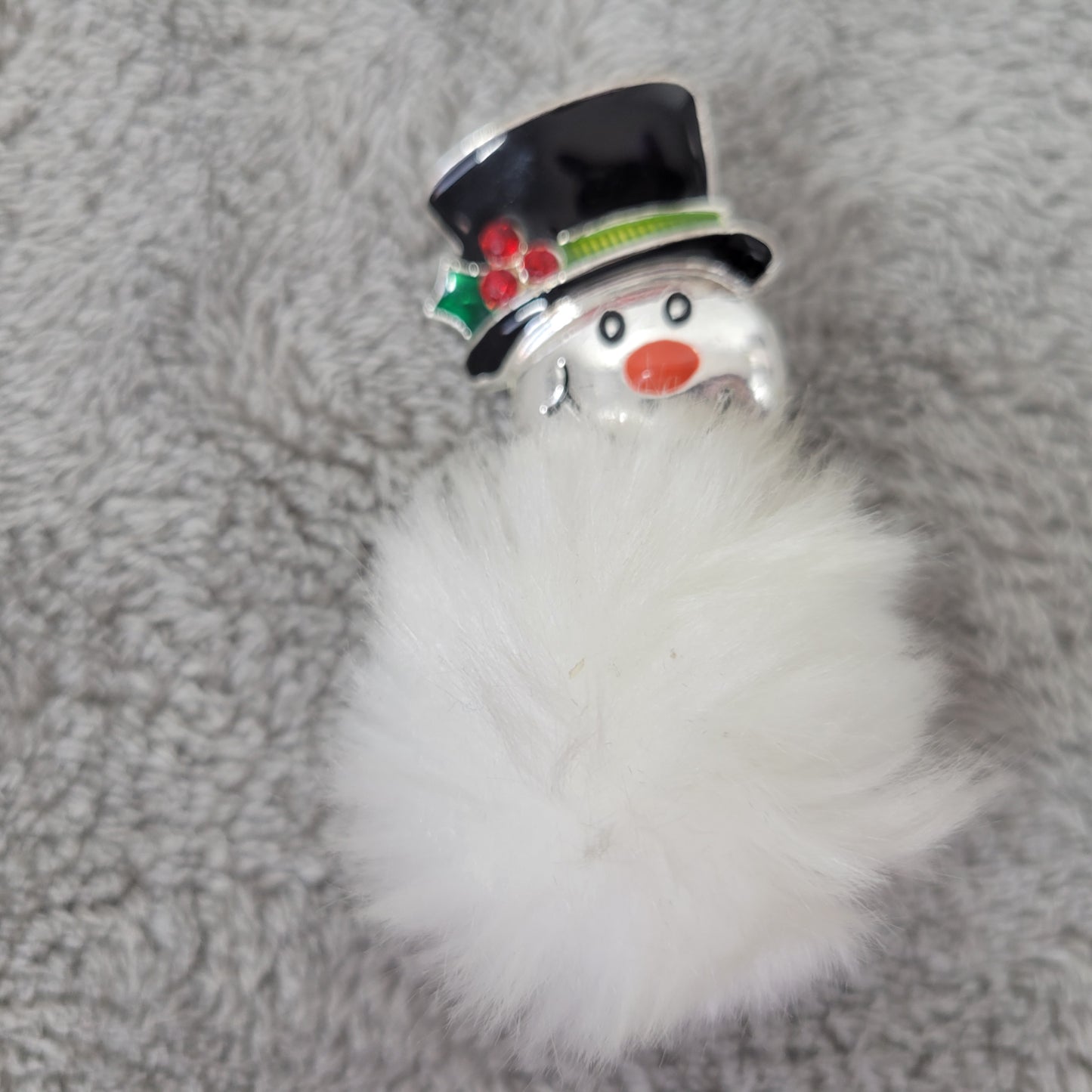 Snowman Christmas Pin Brooch Silver Tone White Pom Pom Faux Fur Holiday P3E