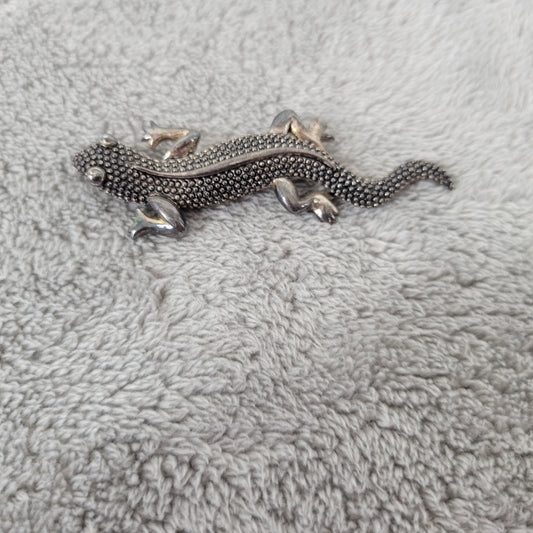 Vintage Silver Tone Salamander Lizard Brooch Pin Beaded Textured Reptile P6E