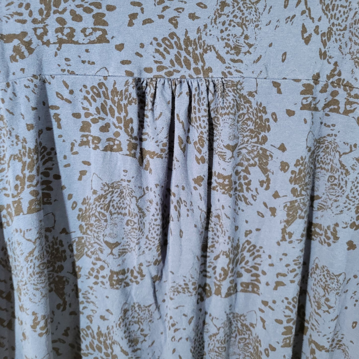 Belle Kim Gravel 3X Tunic Blue Cheetahs V-Neck Long Sleeve Plus Size BLU218E