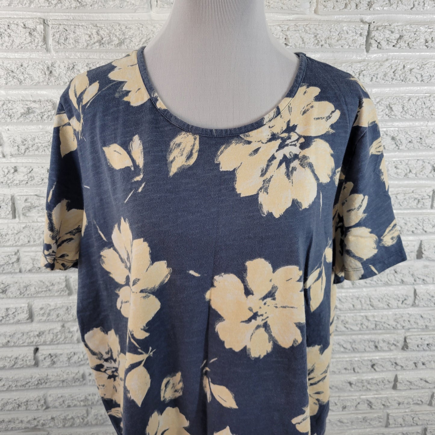Coral Bay 2X Blue Floral T-Shirt Short Sleeve Round Neck 100% Cotton FLO114E