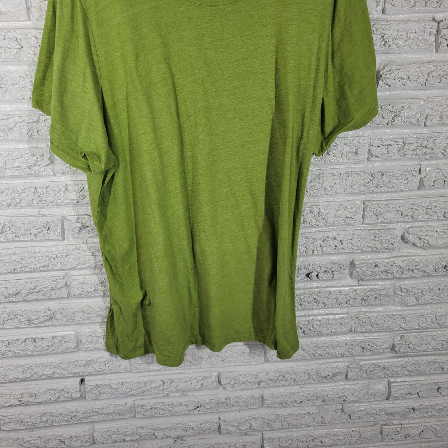 Torrid 4X Green Classic Fit Crew Neck T-Shirt Short Sleeve Plus Size Basic GRE2E