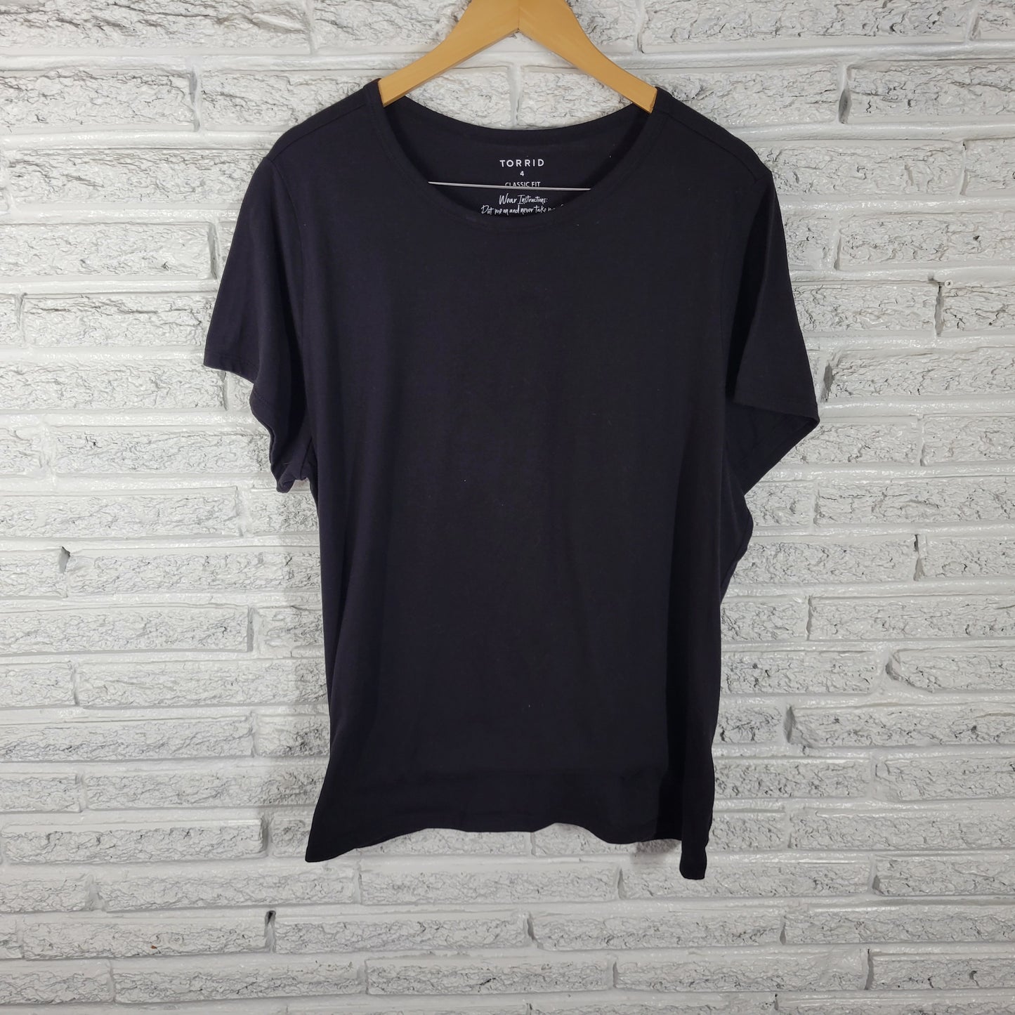 Torrid 4X Black Crew Neck T-Shirt Short Sleeve Plus Size Basic Stretch BLA131E