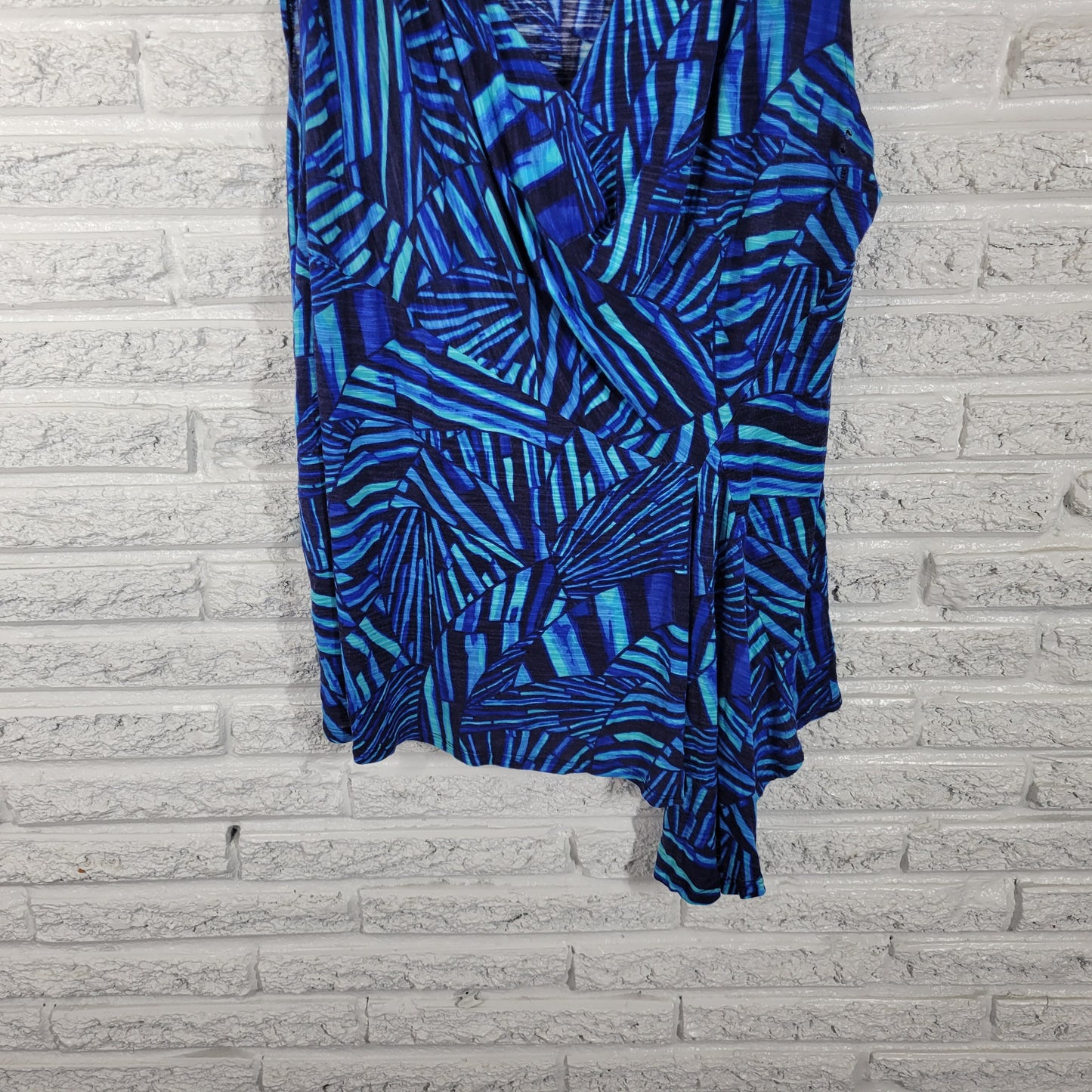 Rafaella Studio 3X Blue Geometric Tunic Tank Top Sleeveless V-Neck GEO61E