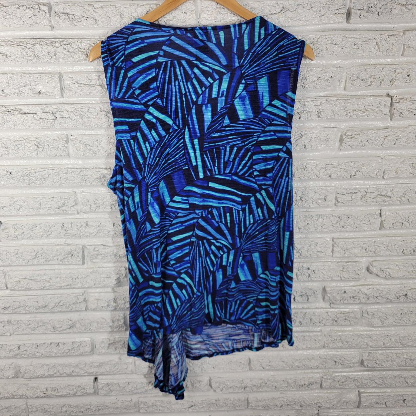 Rafaella Studio 3X Blue Geometric Tunic Tank Top Sleeveless V-Neck GEO61E