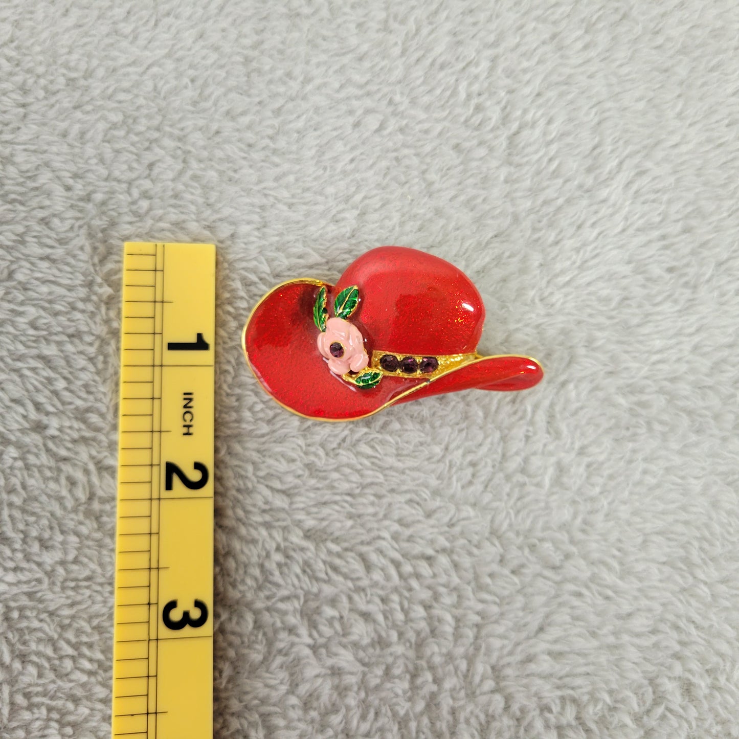 Vintage Red Hat Brooch Enamel Pink Flower Gold Tone Rhinestone Pin 2" P7E