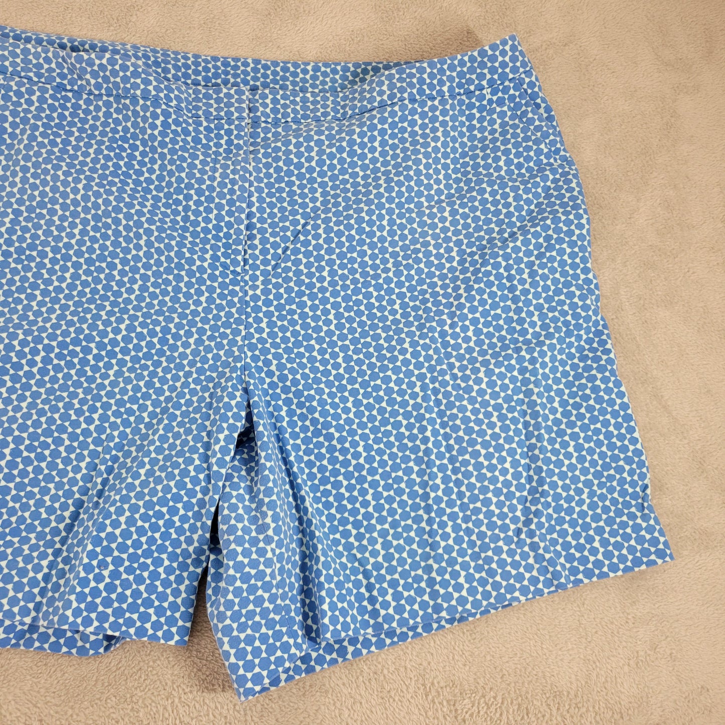 Lane Bryant 28 Blue Geometric Casual Shorts High Rise Cotton Blend Plus GEO192XE