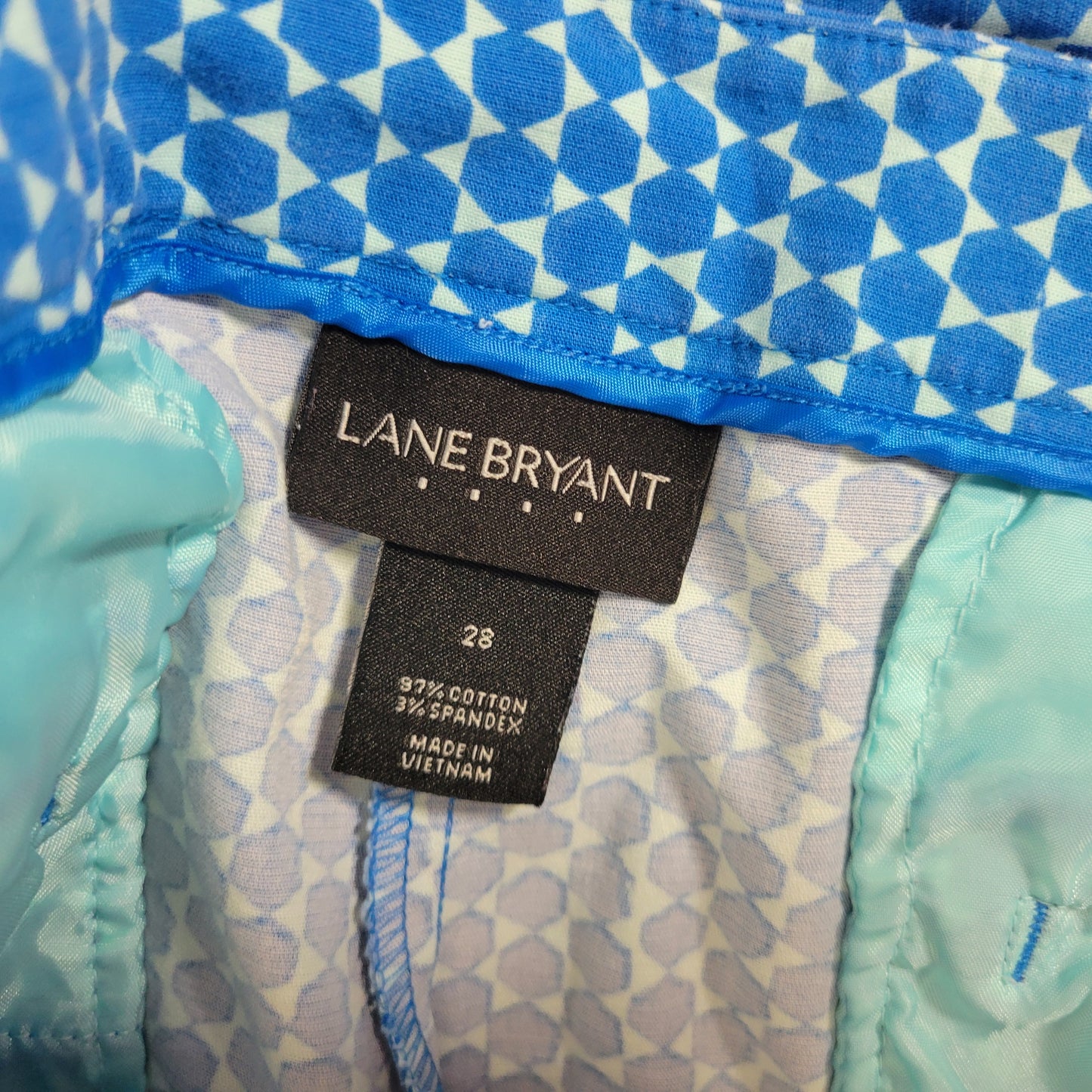 Lane Bryant 28 Blue Geometric Casual Shorts High Rise Cotton Blend Plus GEO192XE