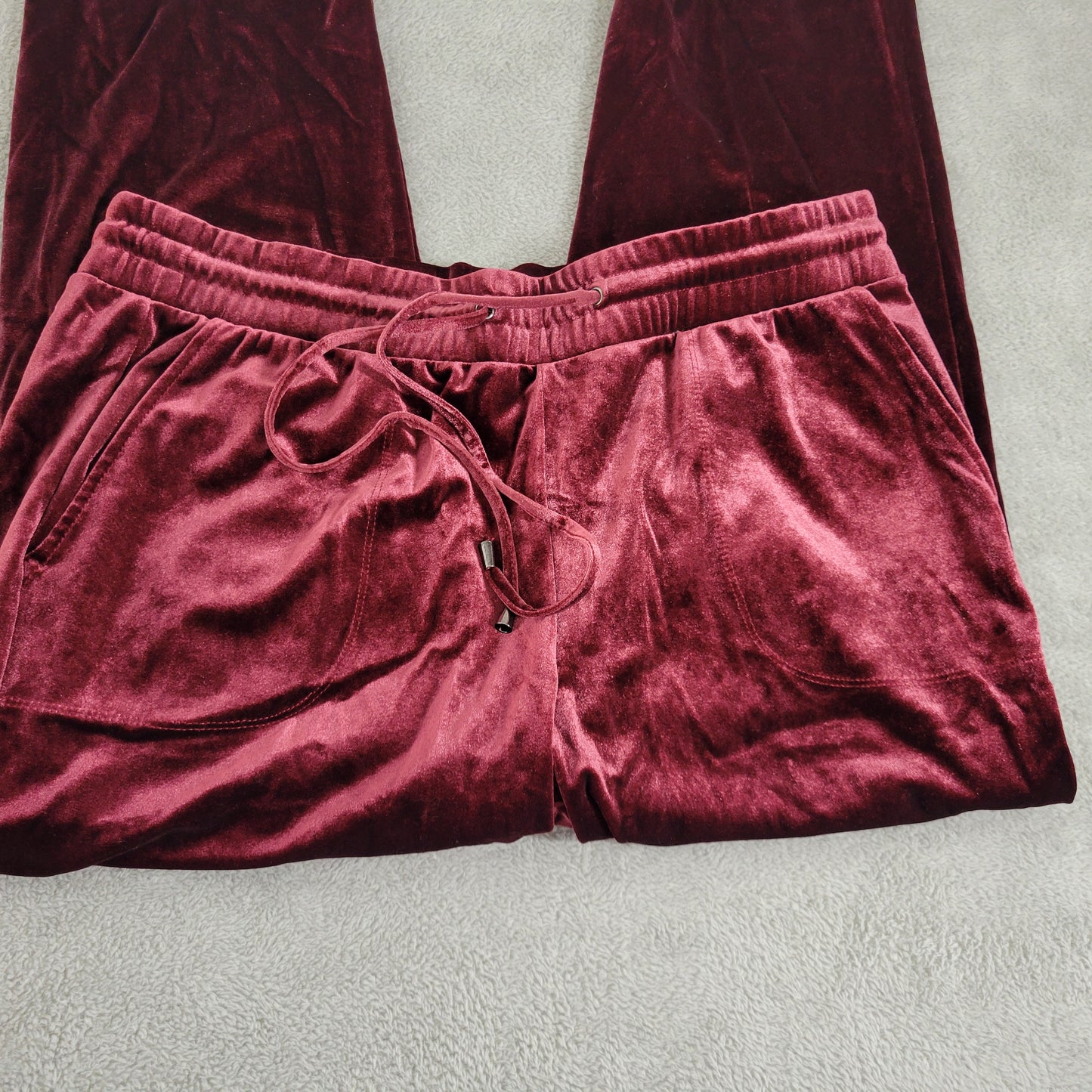 Torrid 1X Pants Womens Plus Burgundy Velour Jogger High Rise Straight BUR17E