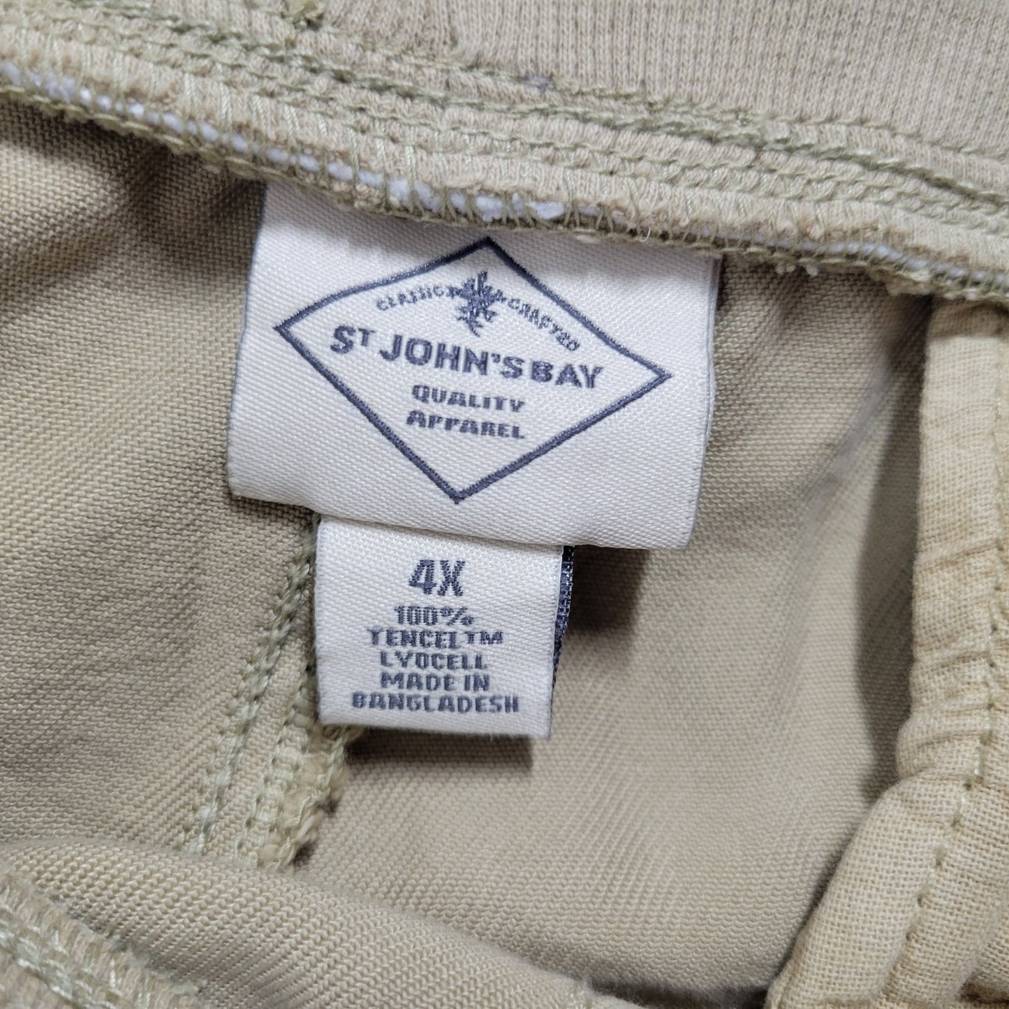 St John's Bay Womens Plus Size 4X Tan Capri Pants Elastic Waist CAP7E