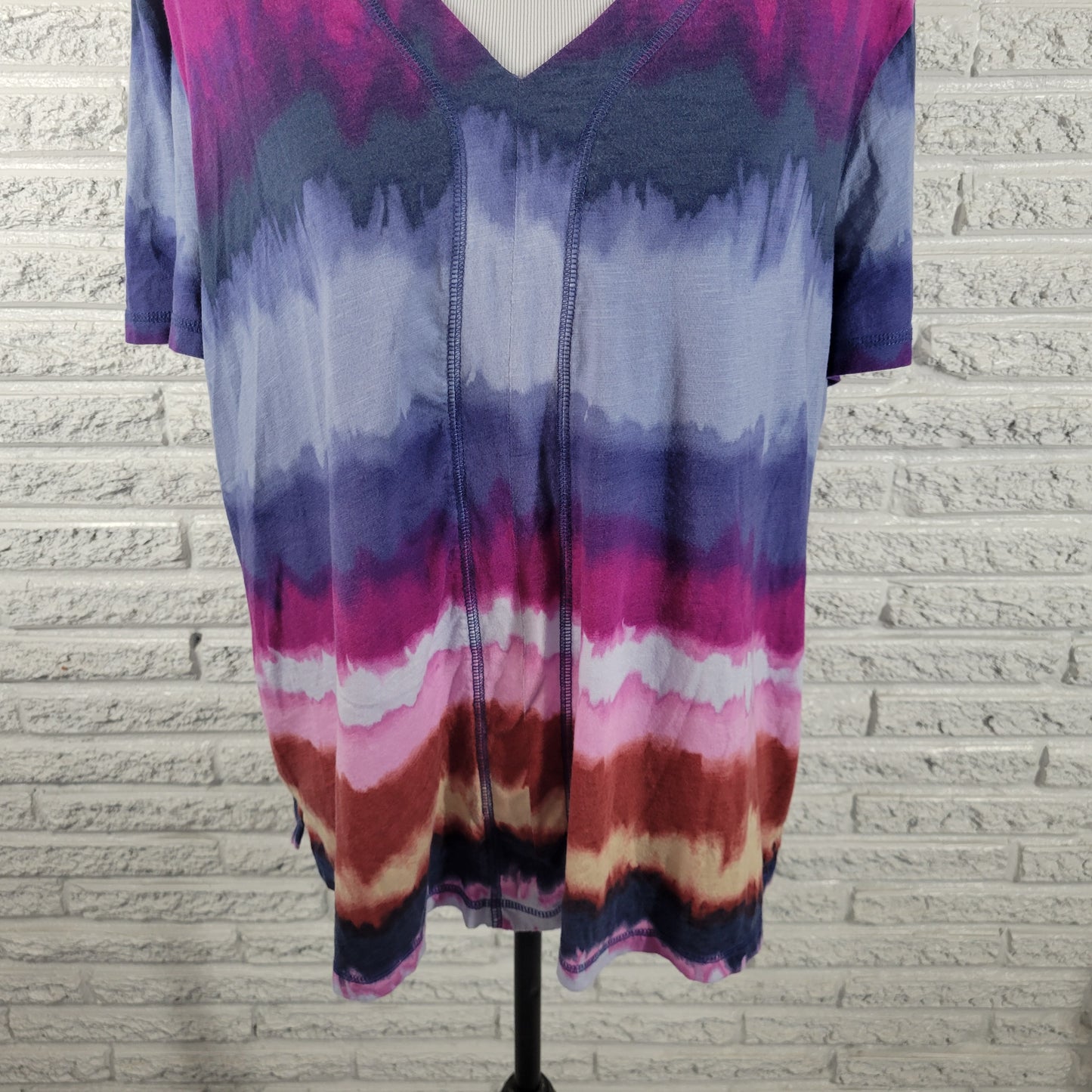 Westbound Women XL Blue Purple Tie Dye V-Neck Tee Short Sleeve Casual TIE30E