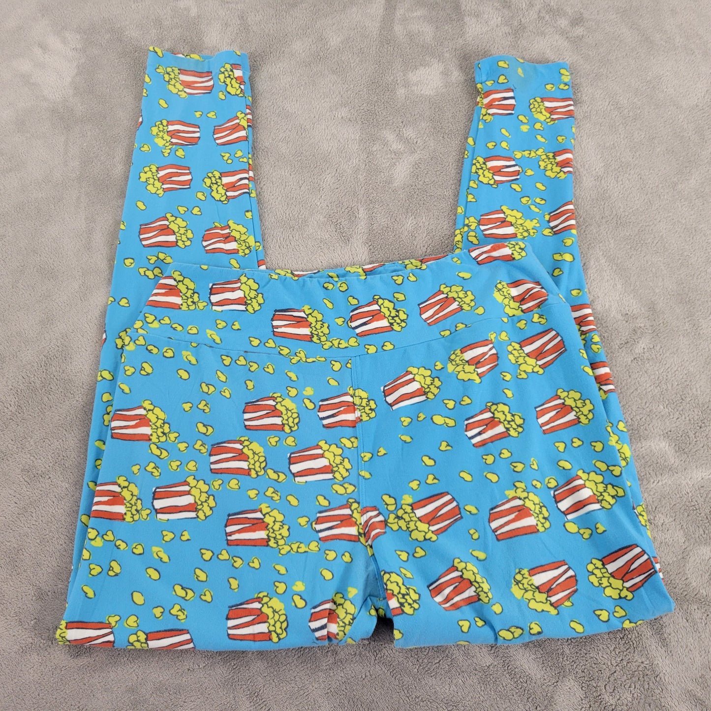 LuLaRoe TC Leggings Tall Curvy Movie Night Blue Popcorn Hearts Yoga NOV141E