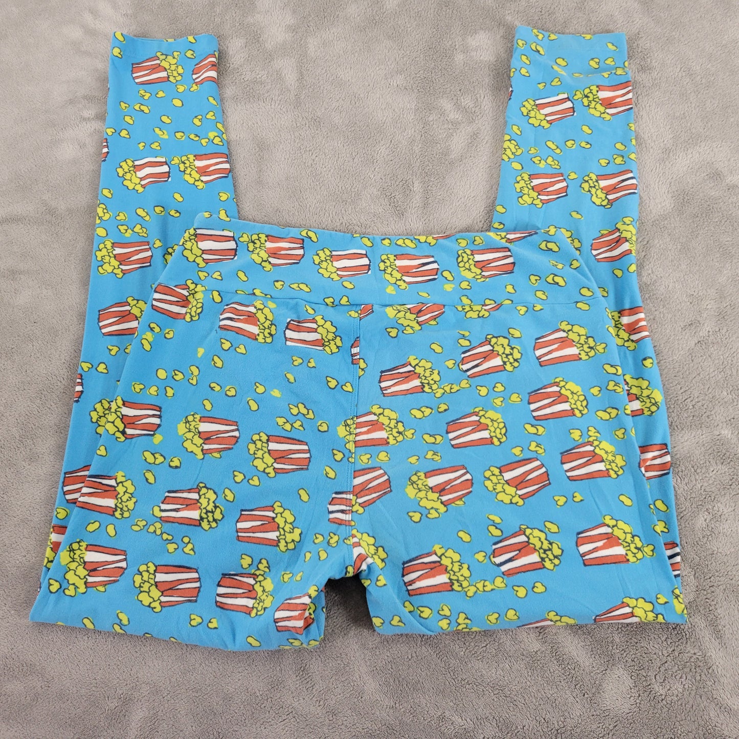 LuLaRoe TC Leggings Tall Curvy Movie Night Blue Popcorn Hearts Yoga NOV141E