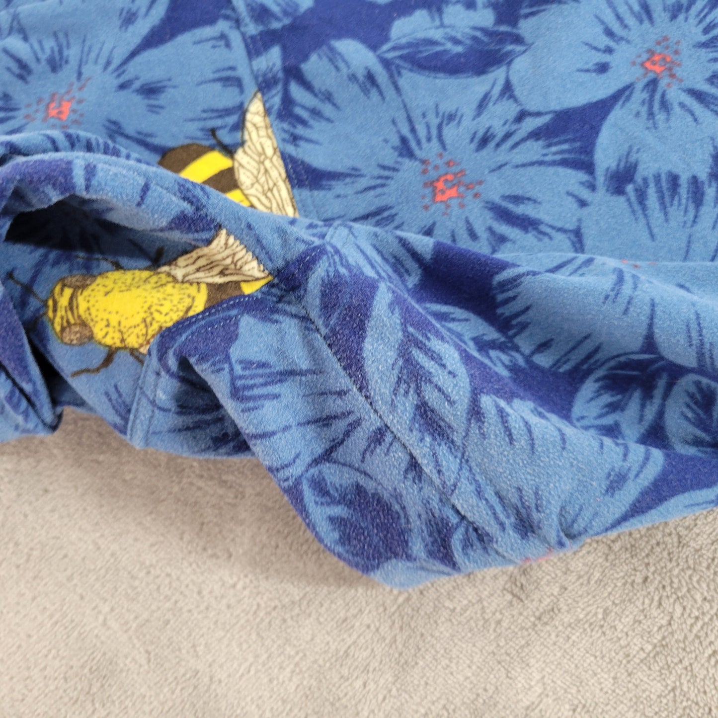 LuLaRoe TC Leggings Tall Curvy Busy Bee Bumblebee Floral Blue Yellow BLU261E