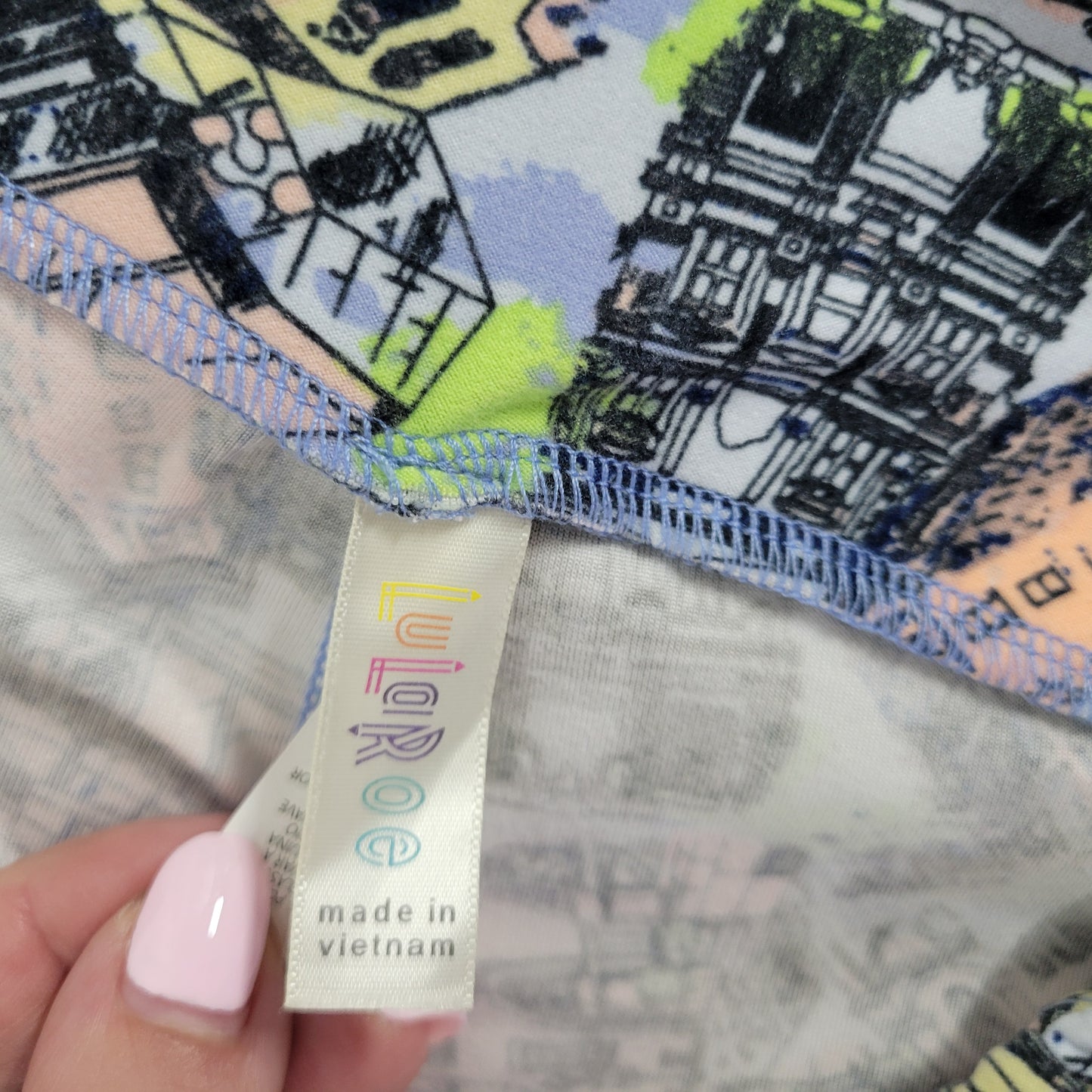 LuLaRoe TC Leggings Tall Curvy Venice Italy Italian Village Yoga Pants NOV131XE